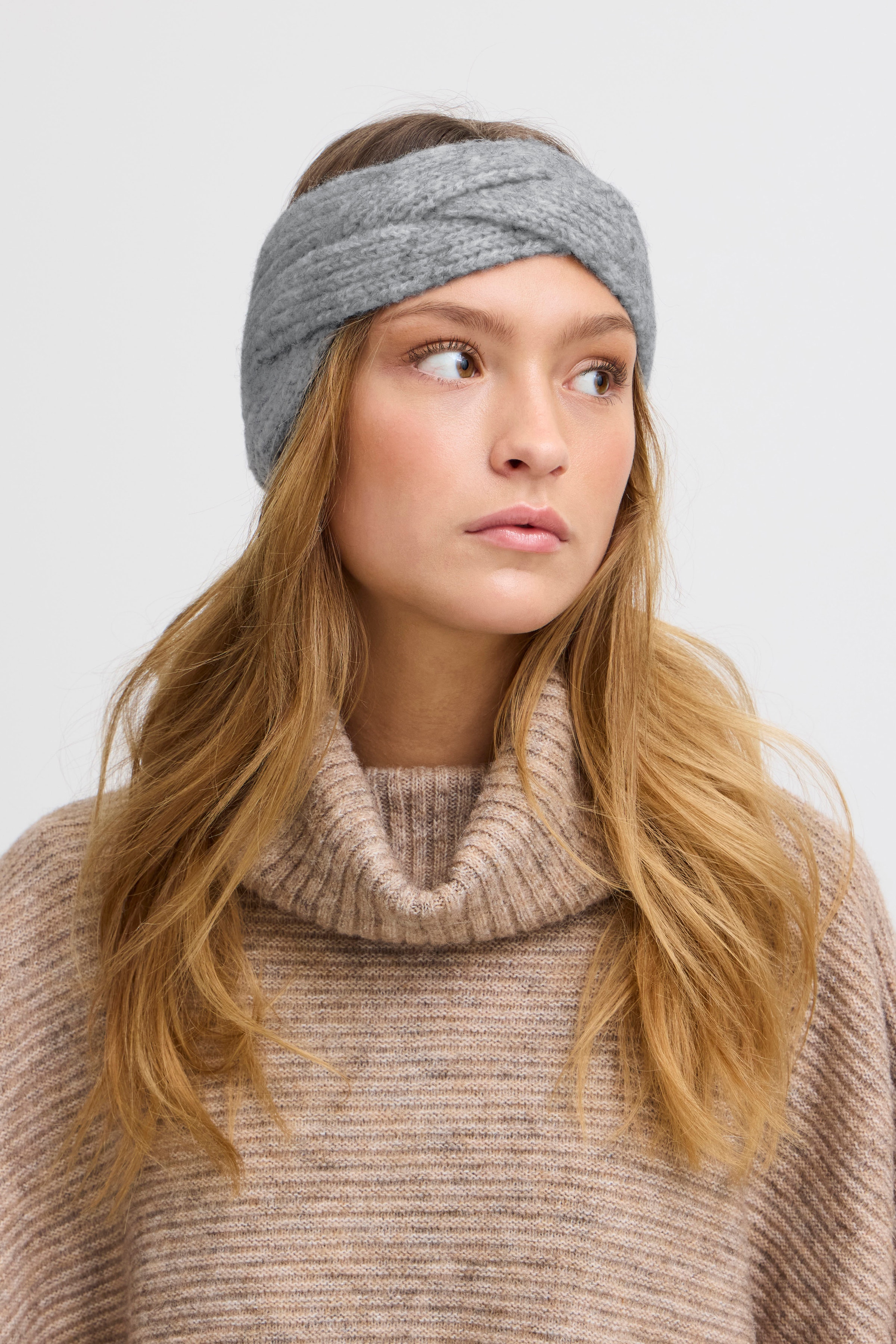 IAFOLTHEA Hårtilbehør LOOKBOOK DETAIL 20121713-200420