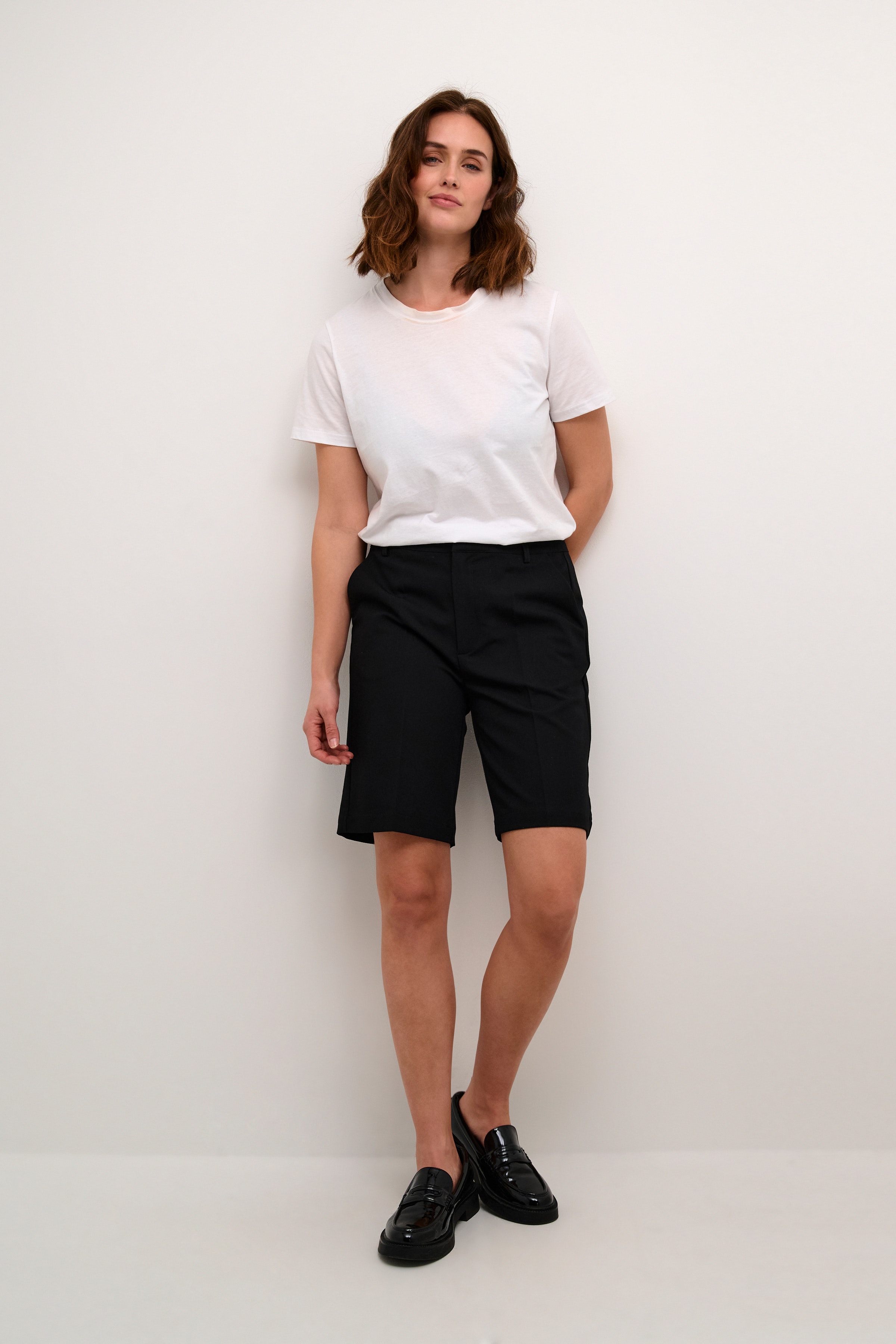 KAsakura Shorts LOOKBOOK FRONT 10508660-100121