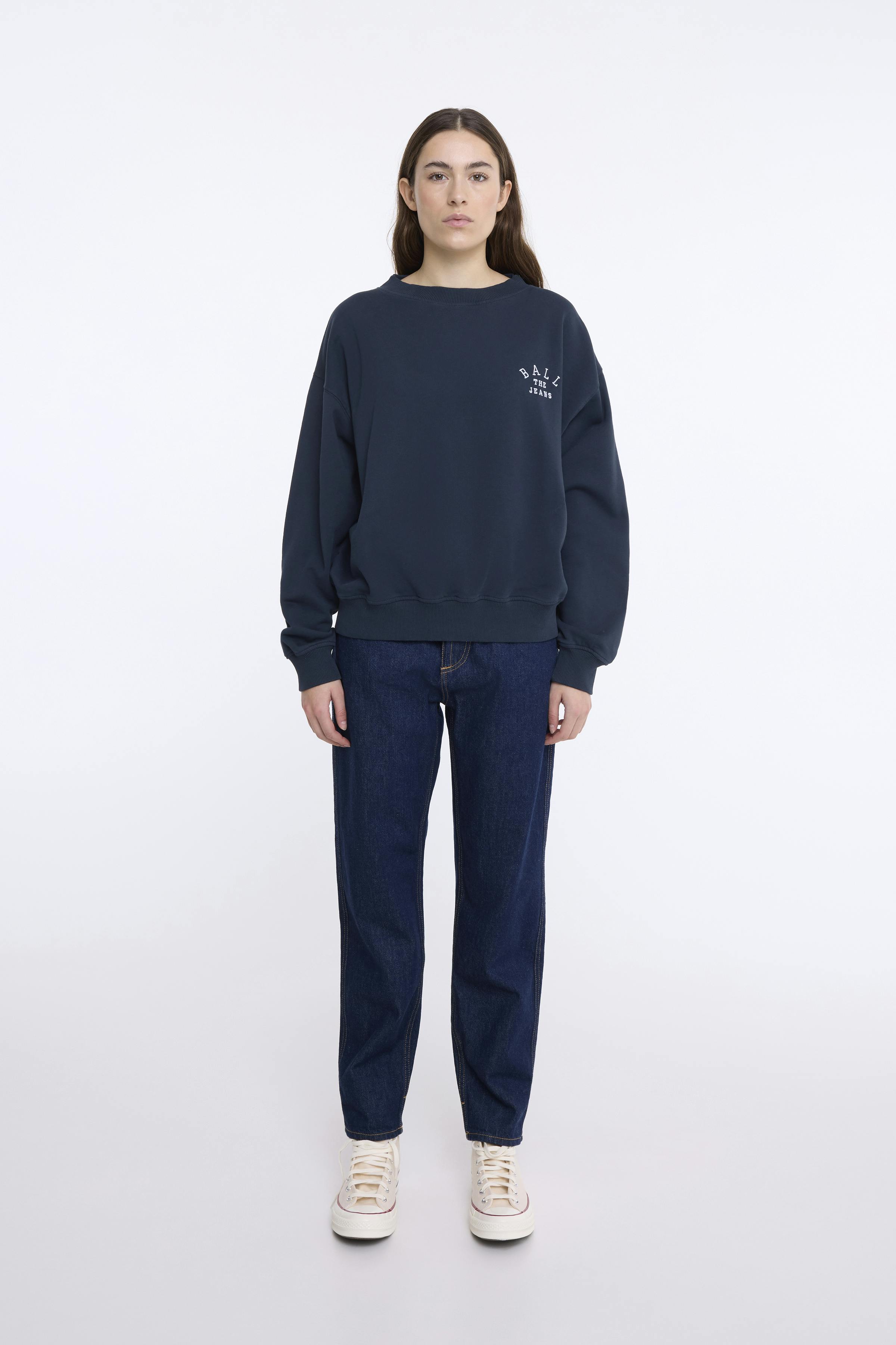 BASAVONA Sweatshirt LOOKBOOK FRONT 50405151-193922