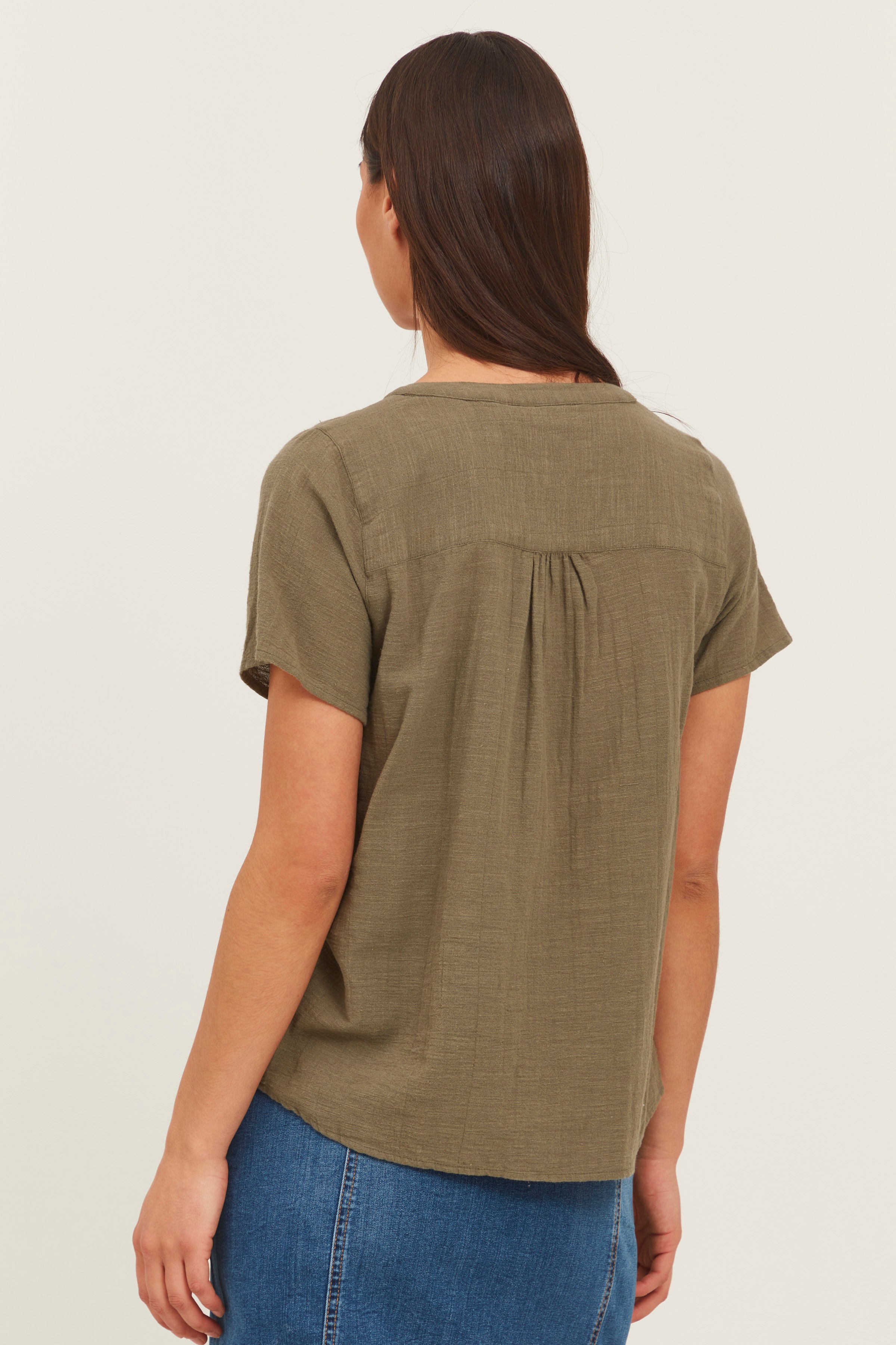 Blouse with short sleeve LOOKBOOK BACK 20609691-180515