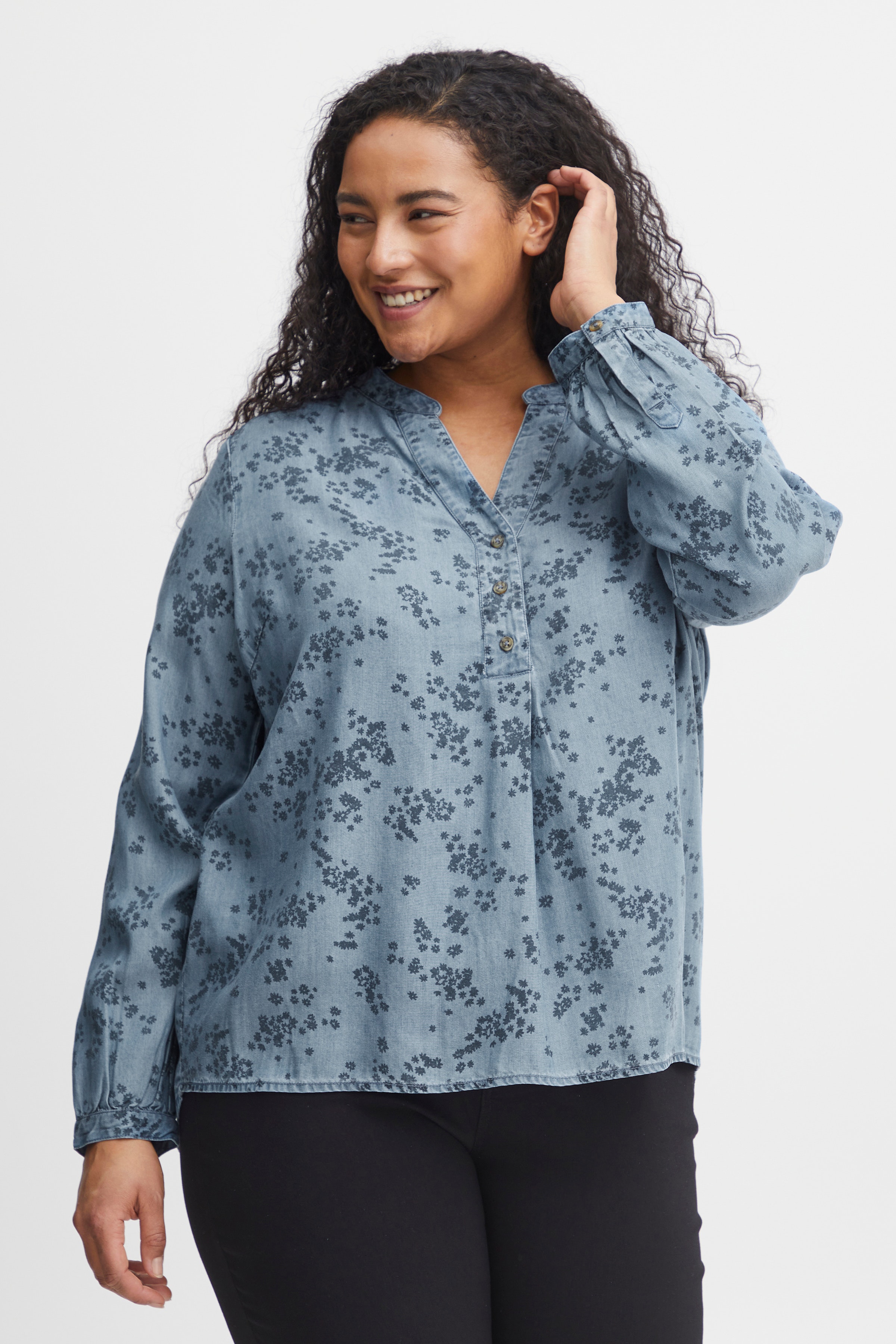 FPSAVA Blouse LOOKBOOK FRONT 20611378-201446