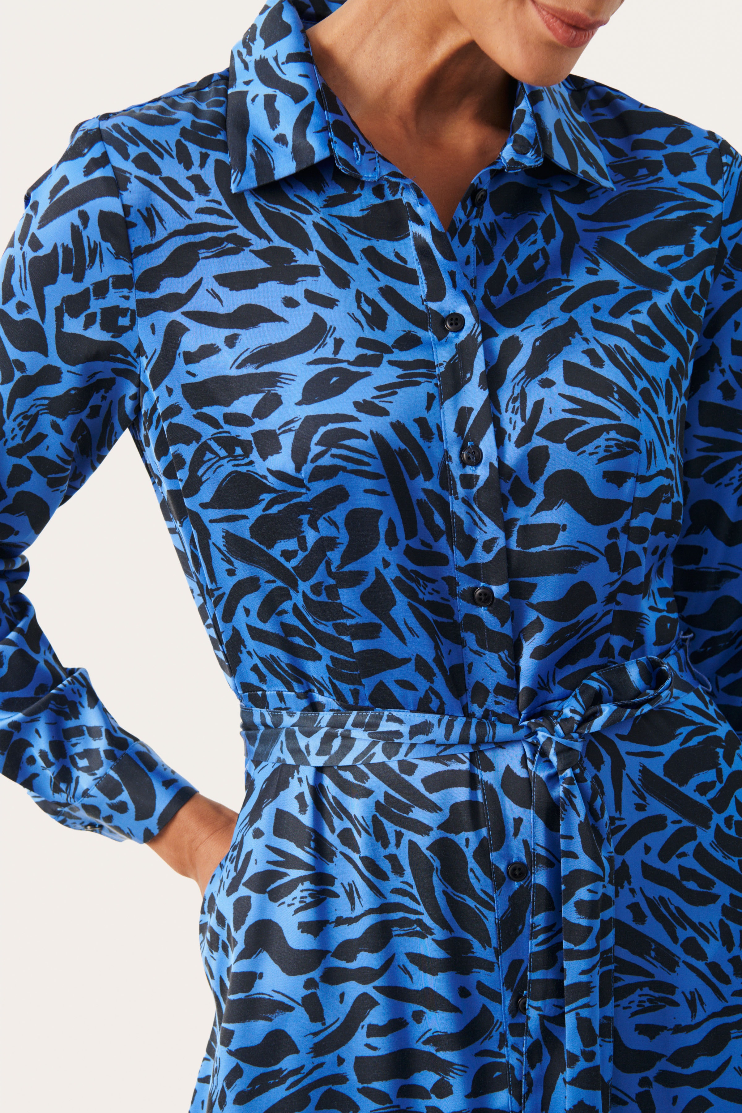 ShelbyPW Kleid LOOKBOOK DETAIL 30308342-302619