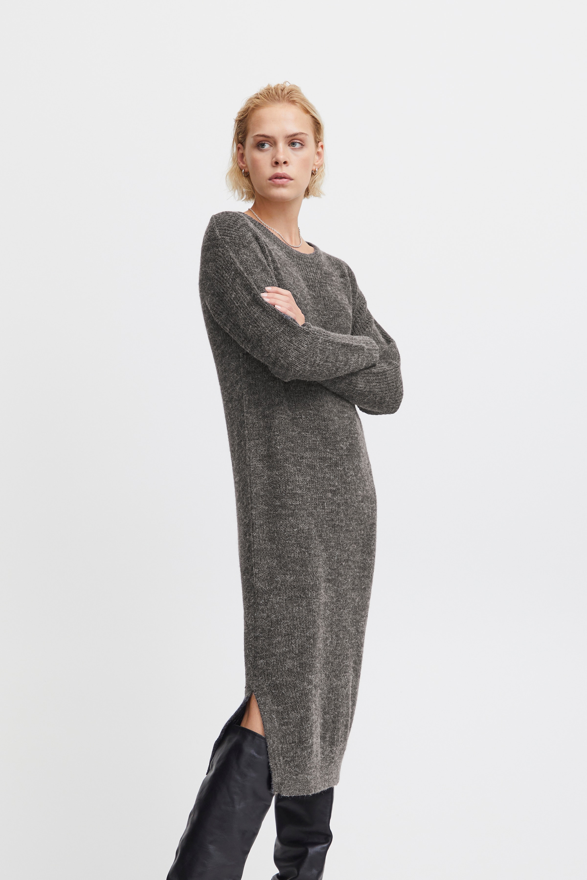 IHNOVO Kjole LOOKBOOK FRONT 20119050-200319