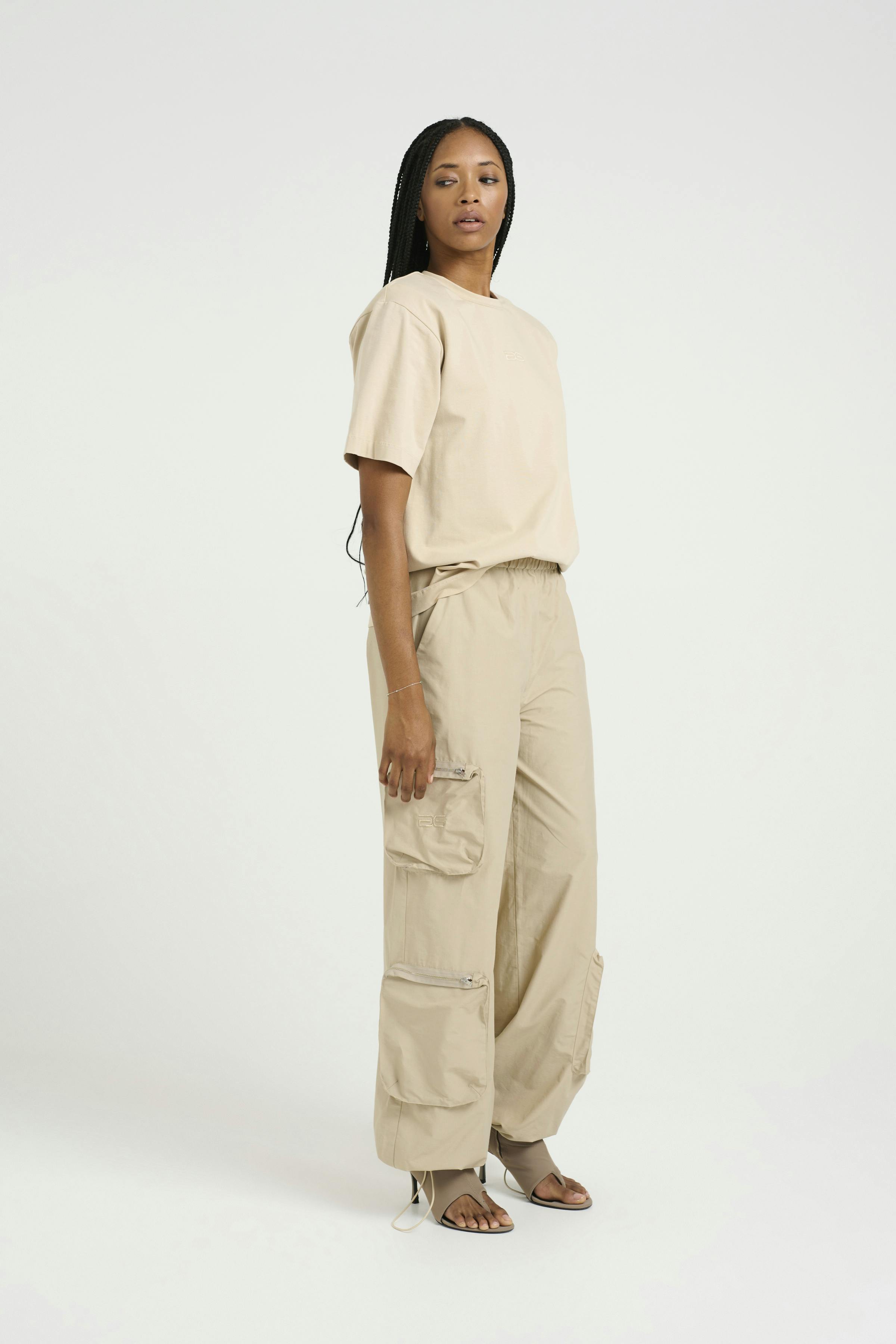 EsmanaGZ Cargo trousers LOOKBOOK FRONT 10909304-161102