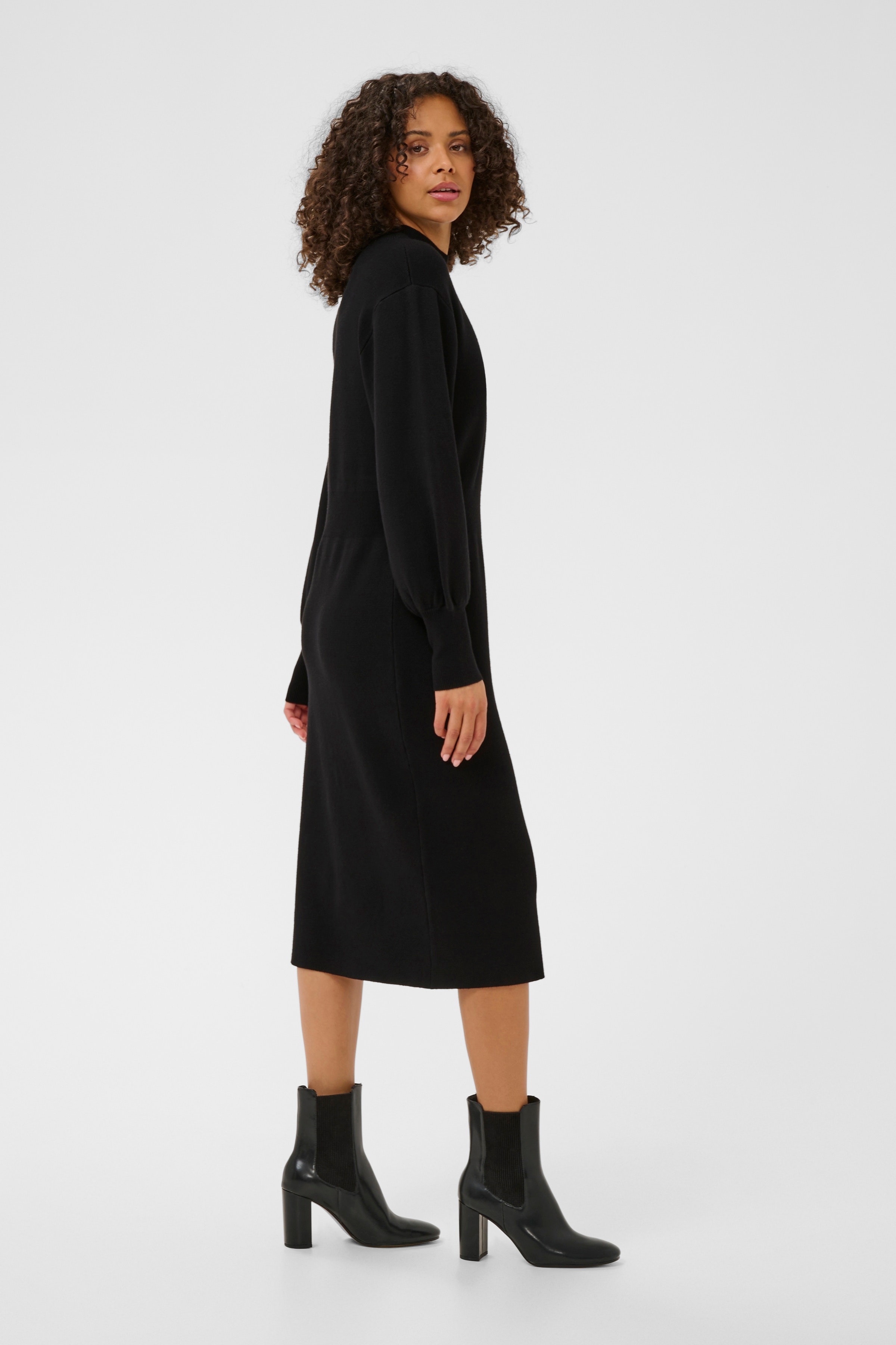 KAmarina Kleid LOOKBOOK BACK 10511394-100121