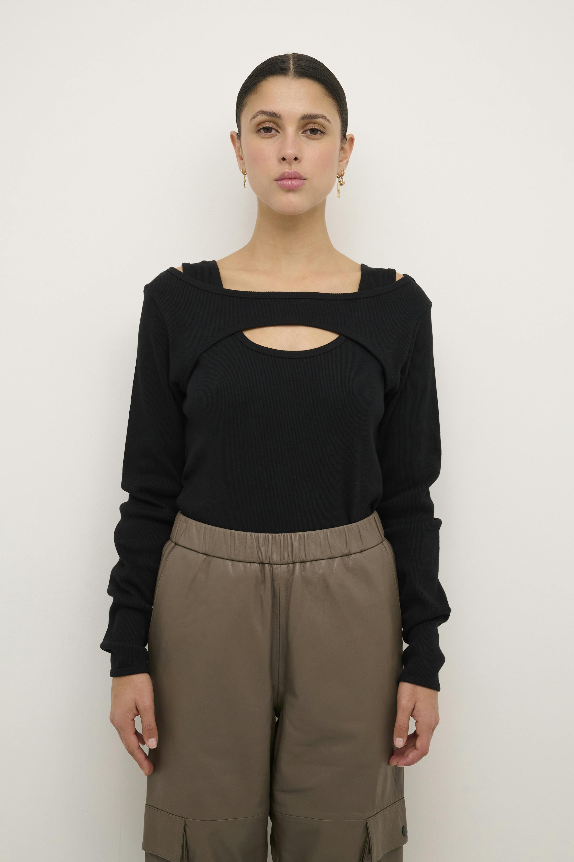 JillKB Blouse LOOKBOOK FRONT 10104610-194008