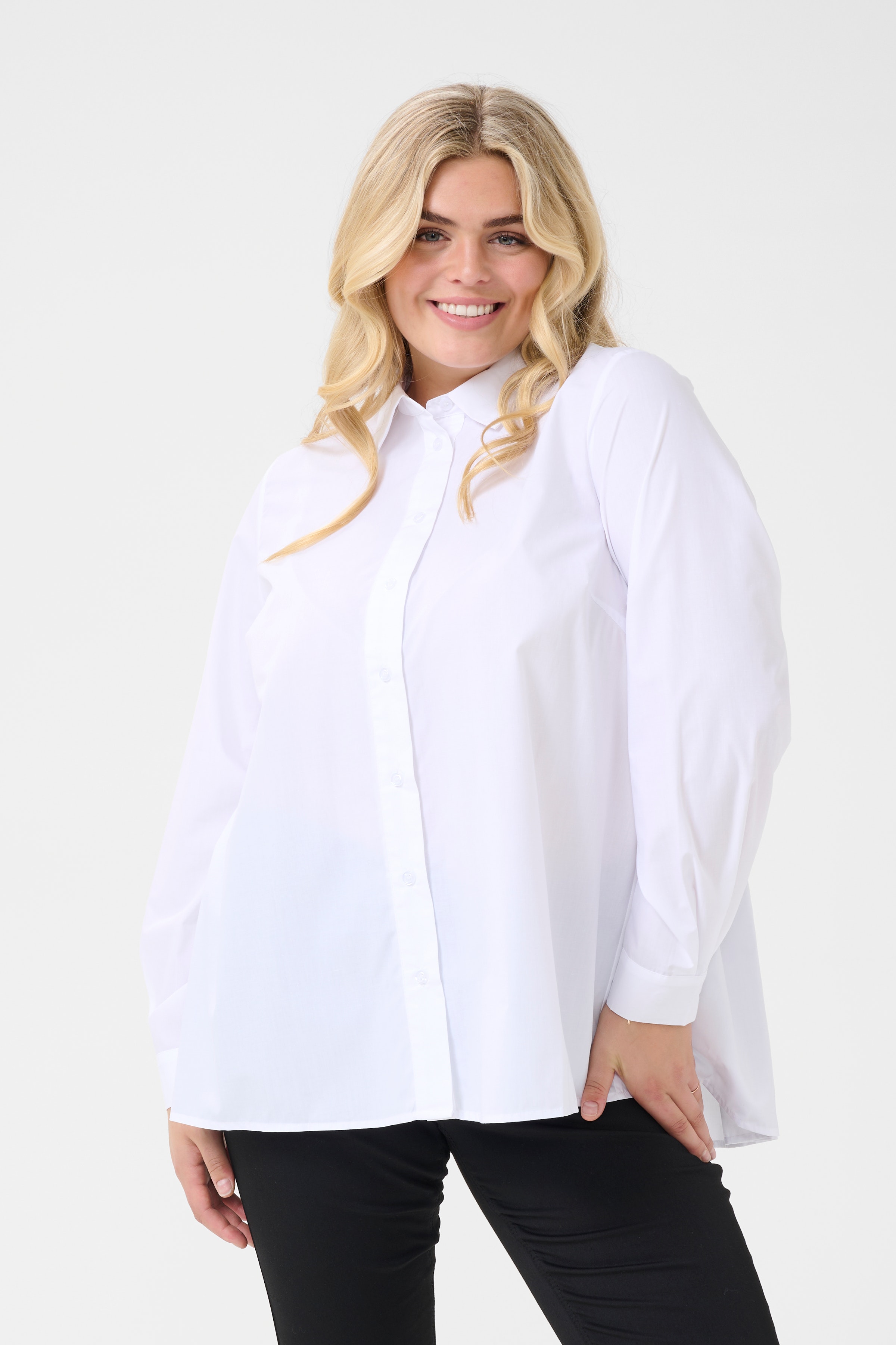 KCsera Hemd LOOKBOOK FRONT 10583430-110601