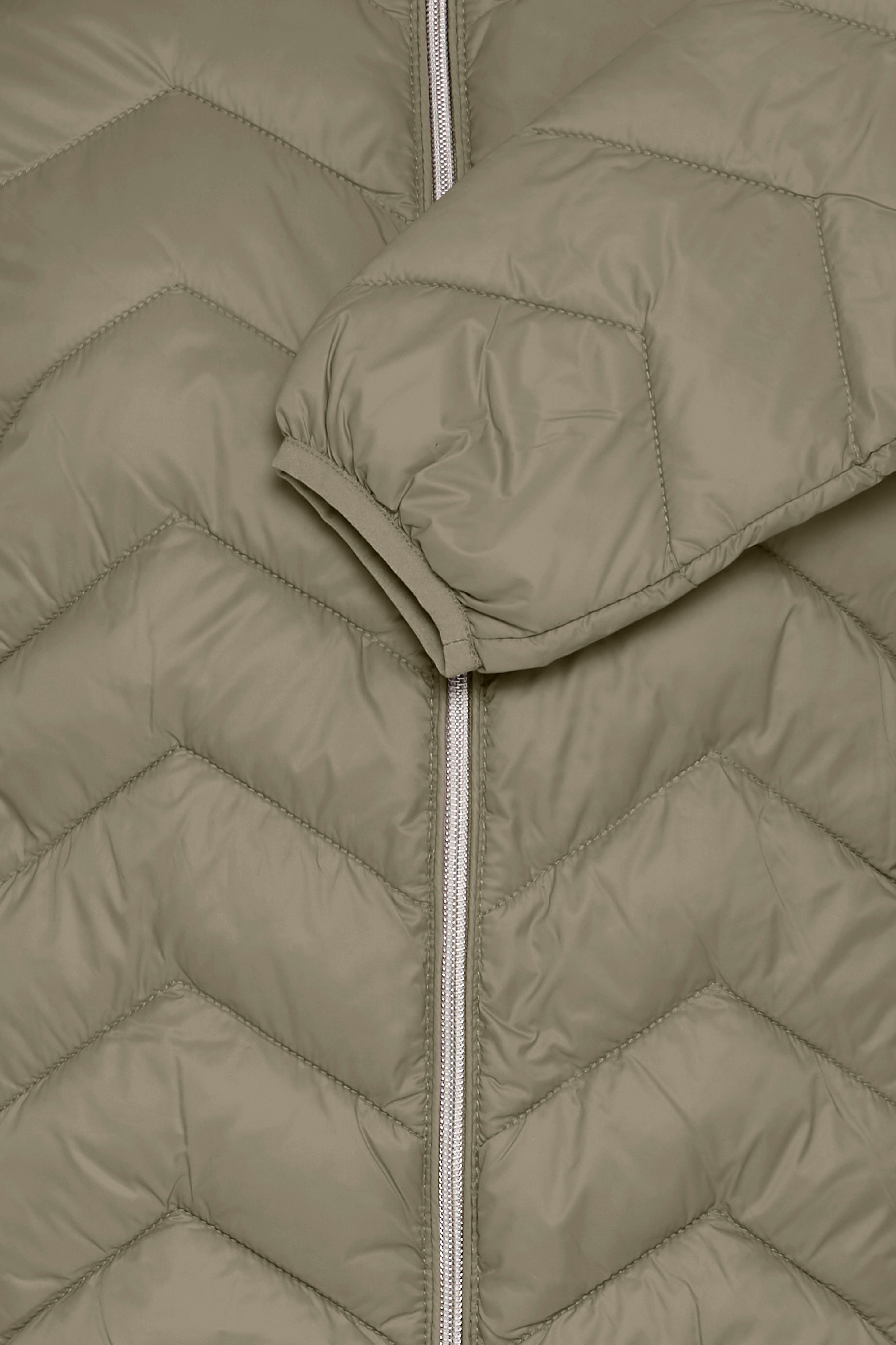 FRBAPADDING Outerwear PACK DETAIL 20609336-180515