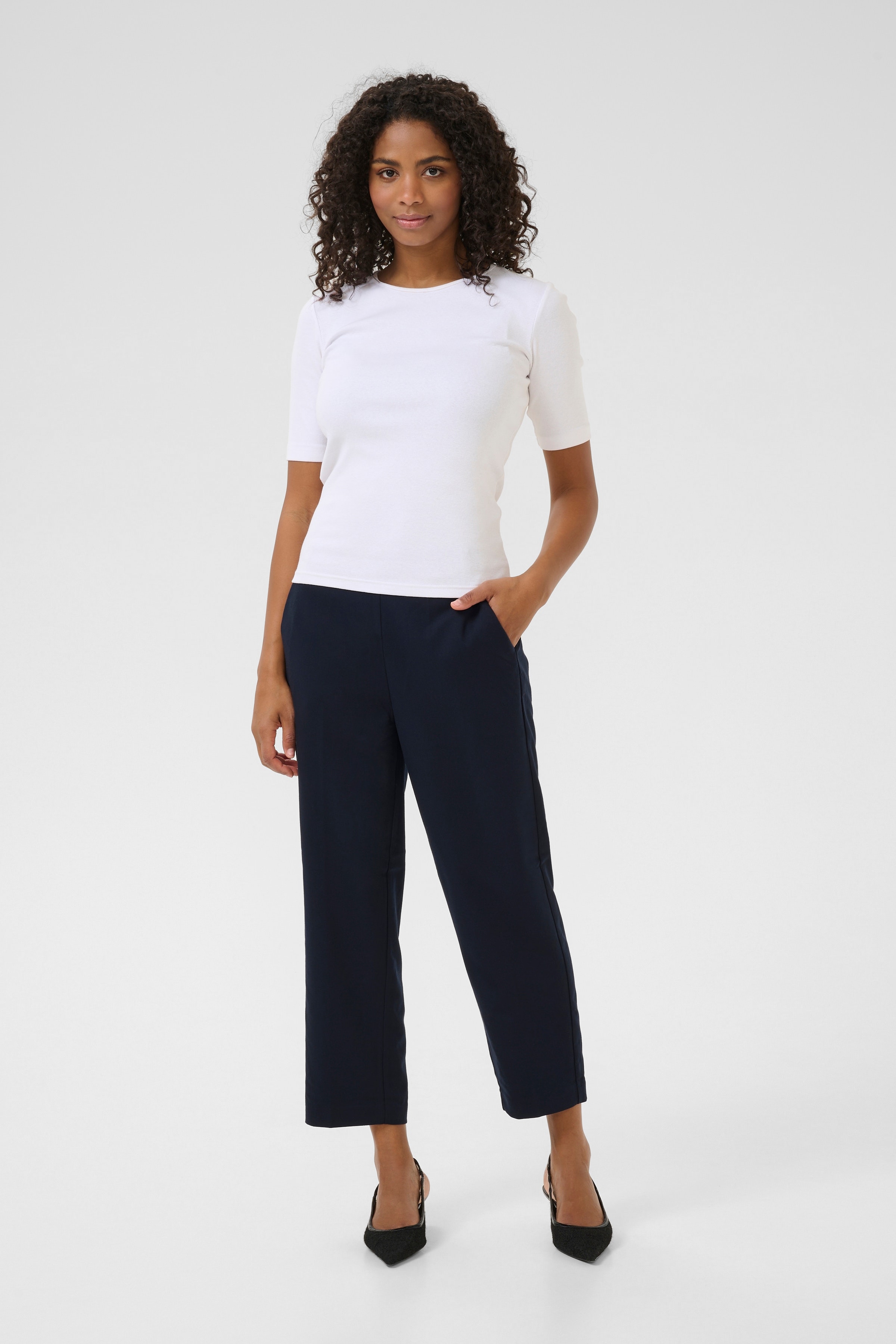 KAsakura Trousers LOOKBOOK FRONT 10506127-194020