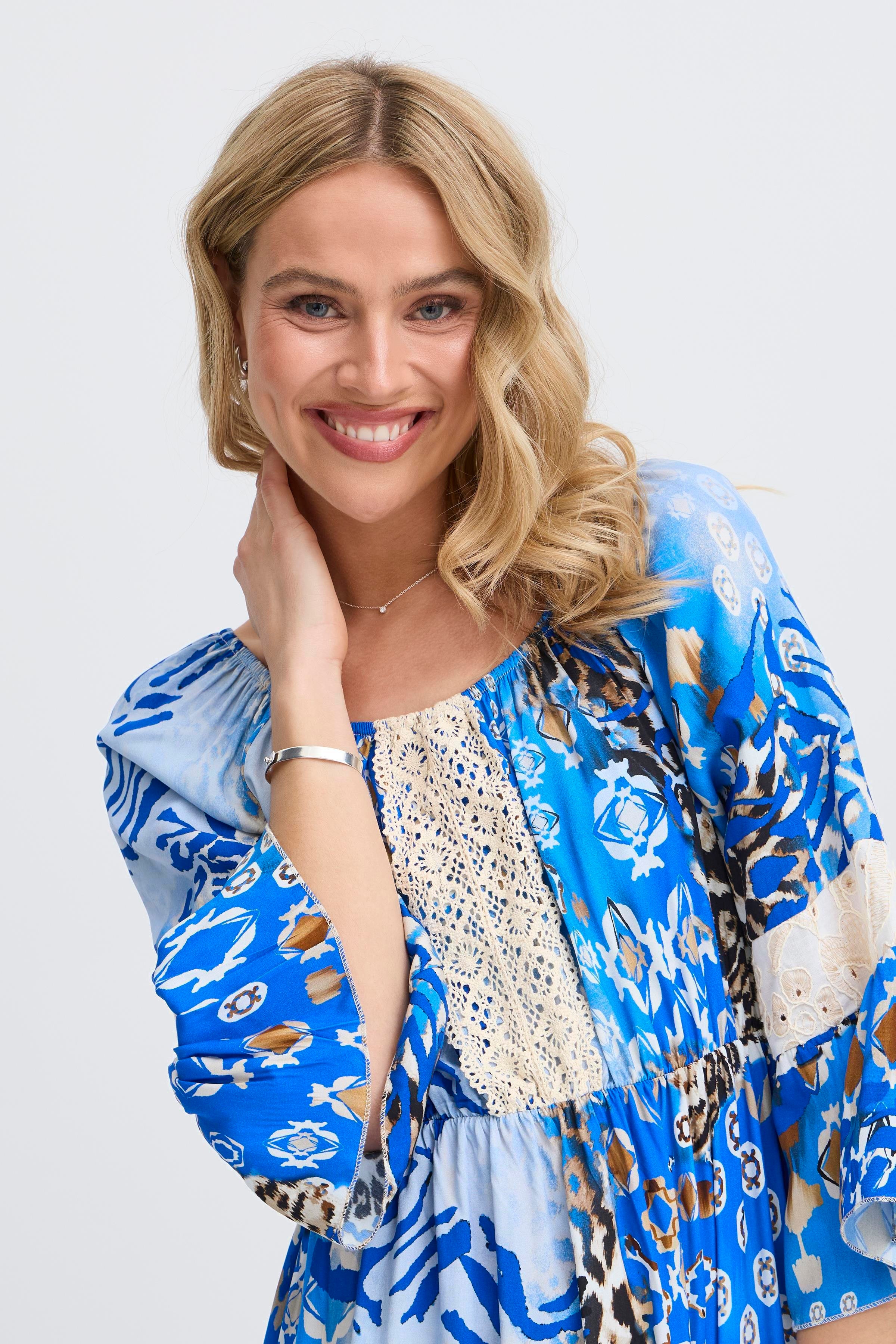 SBALONA Klänning LOOKBOOK DETAIL 22100997-174041
