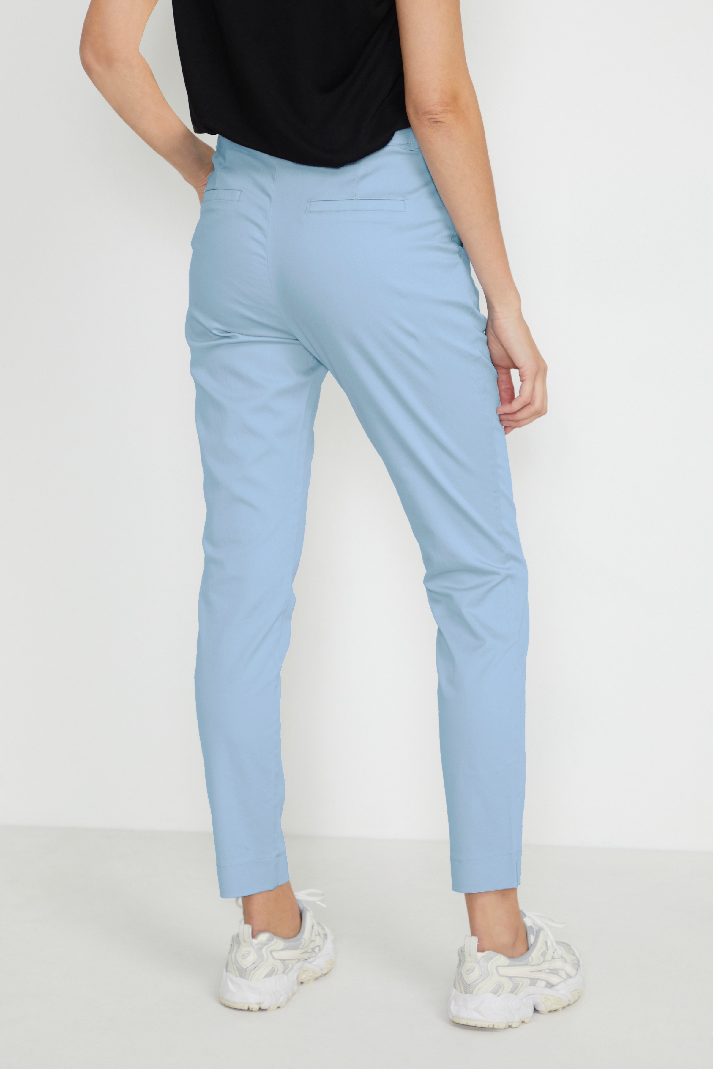 KAlea Bukser LOOKBOOK BACK 10505191-144115
