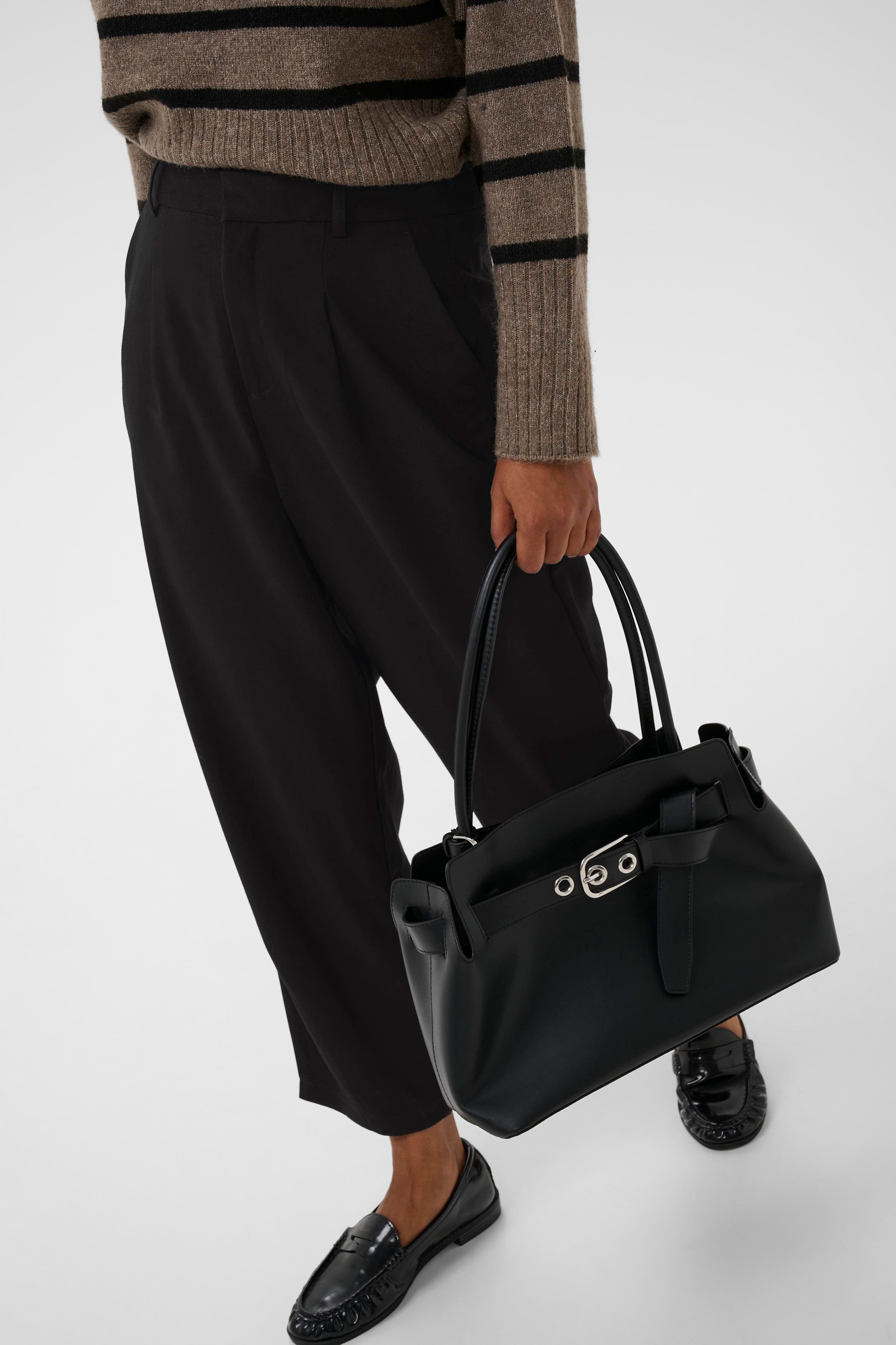 KAmerle Hose LOOKBOOK DETAIL 10504769-100121