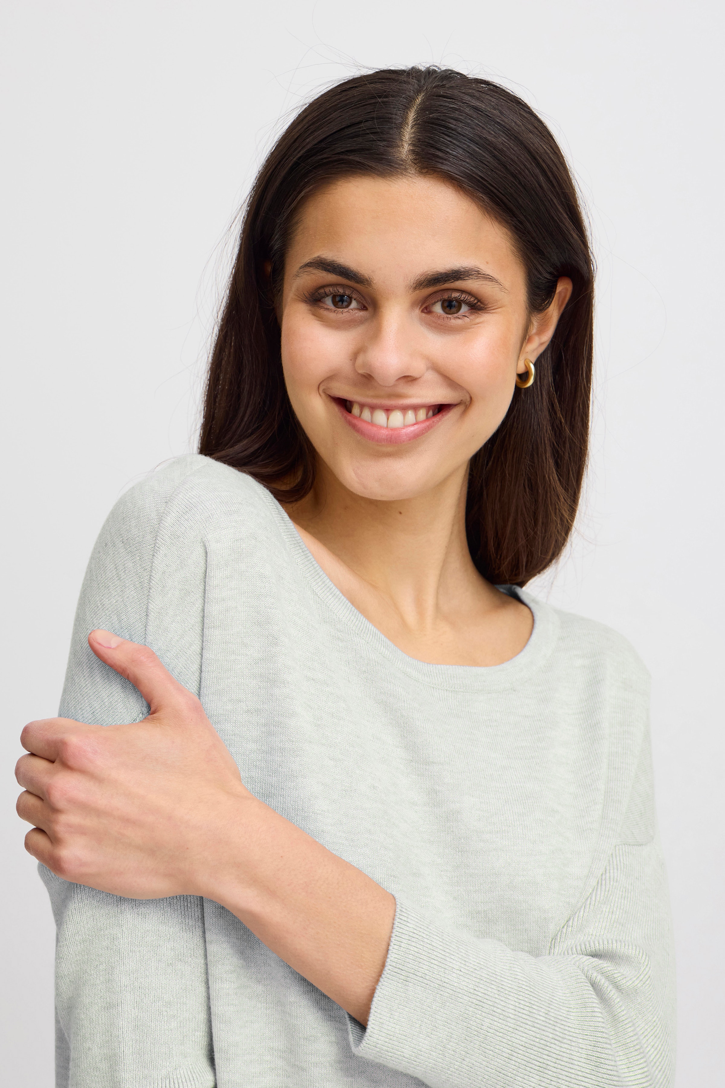 FRCLIA Pullover LOOKBOOK DETAIL 20613897-200122