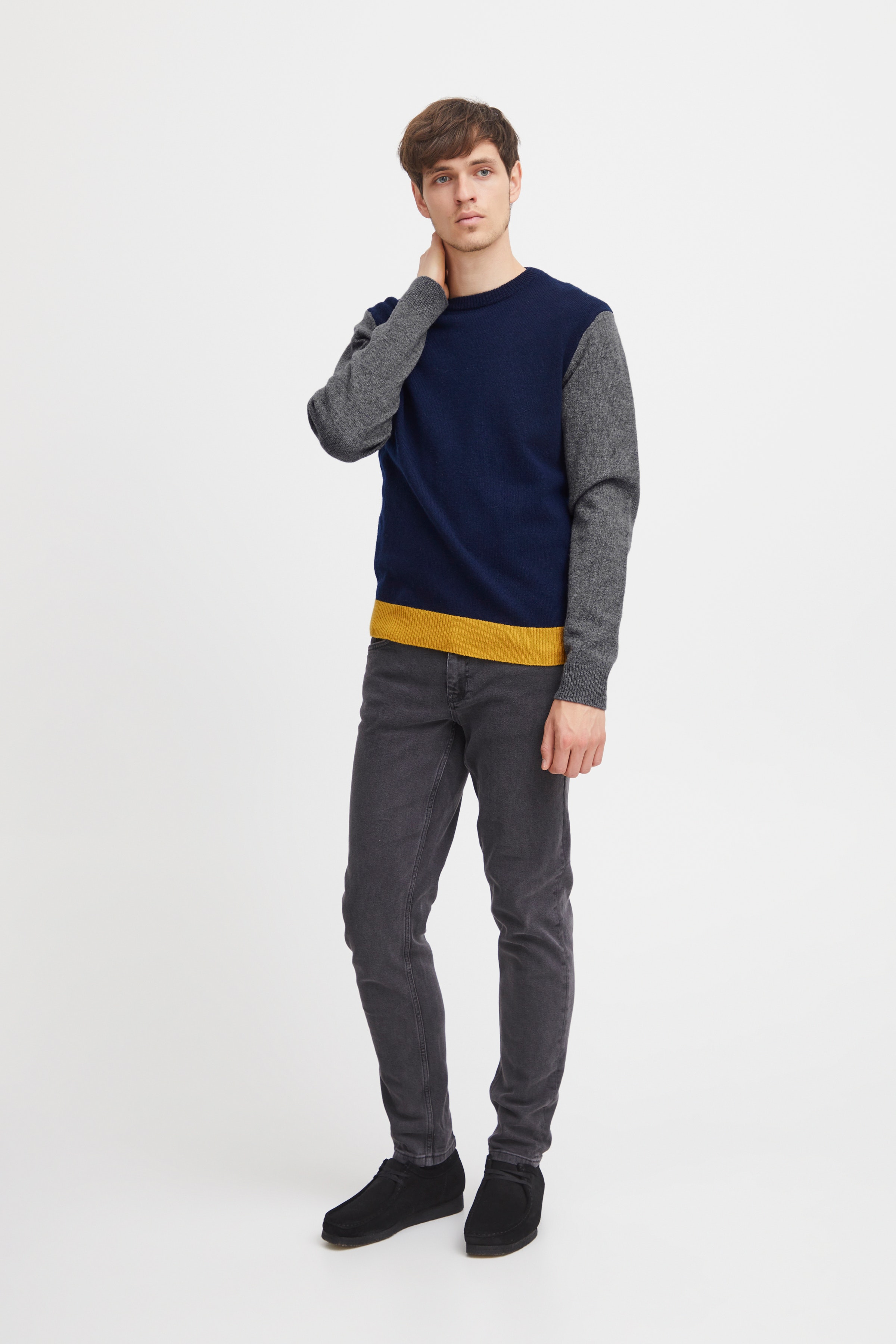 CFKARL PULLOVER LOOKBOOK FRONT 20504789-193923