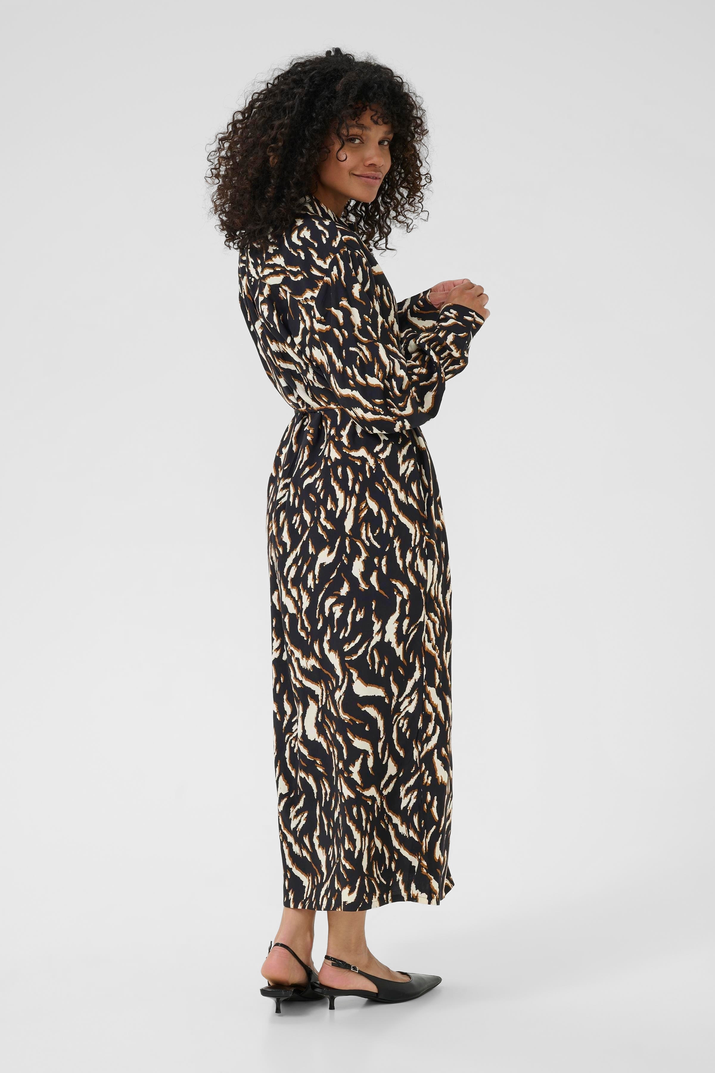 KAmille Kjole LOOKBOOK BACK 10510518-108271