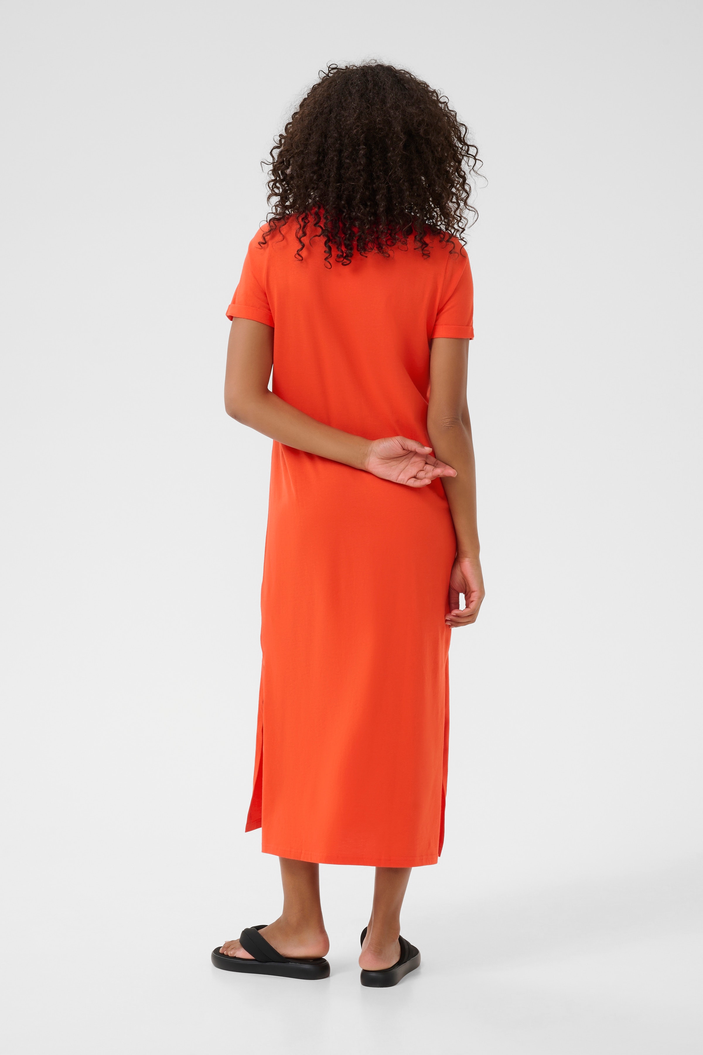 KAcelina Kjole LOOKBOOK BACK 10551884-171558
