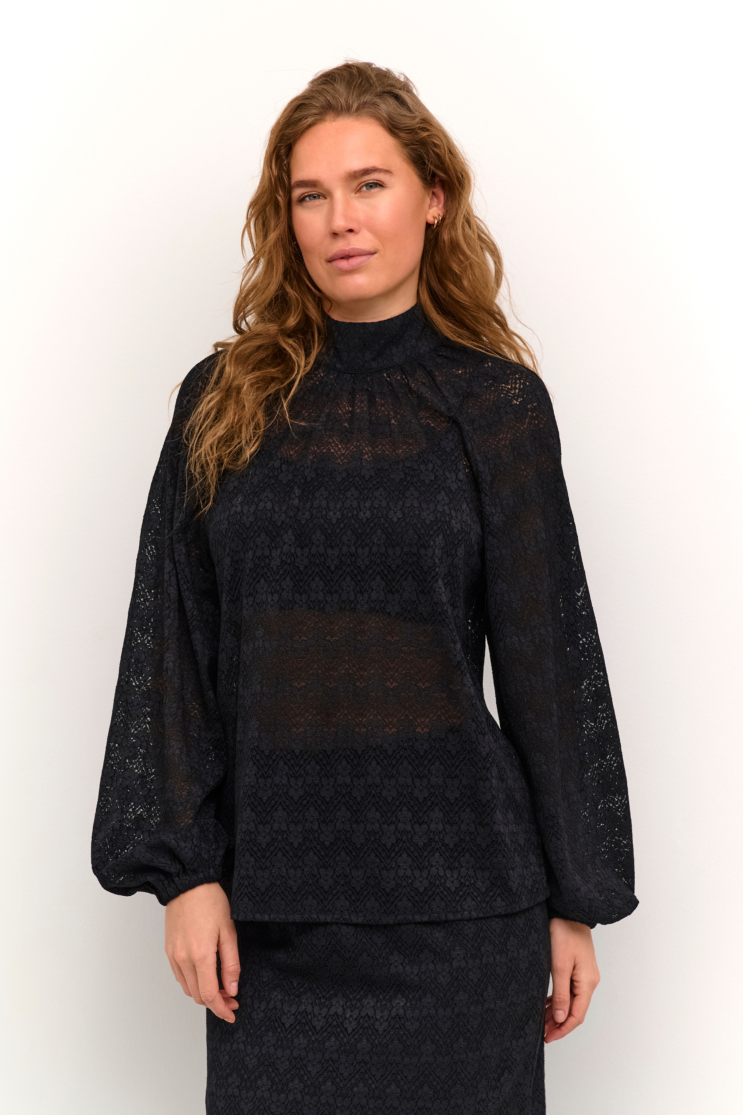 KAsmilla Blondebluse LOOKBOOK FRONT 10509269-100121