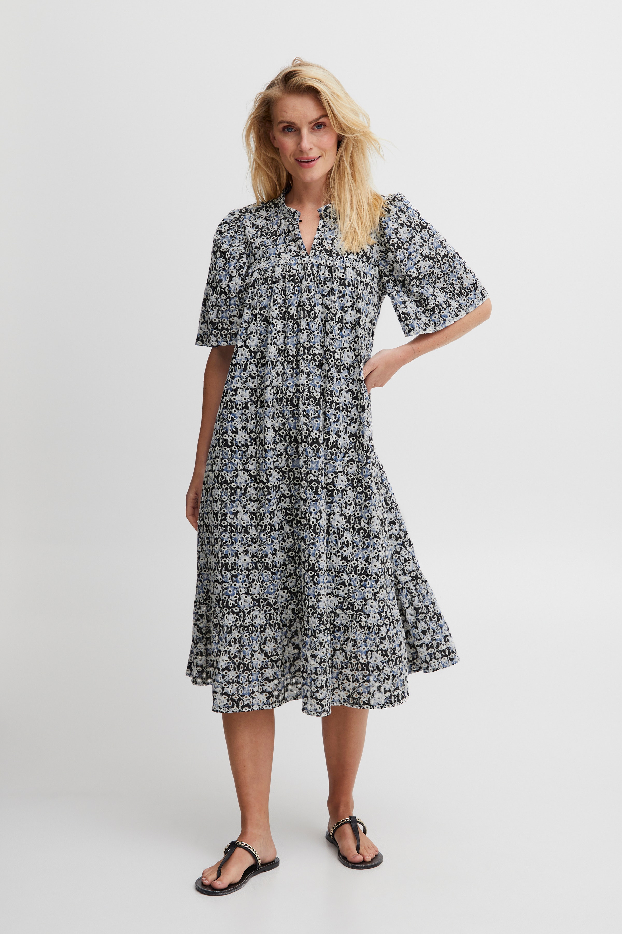 PZMIRANDA Kjole LOOKBOOK FRONT 50207345-200143