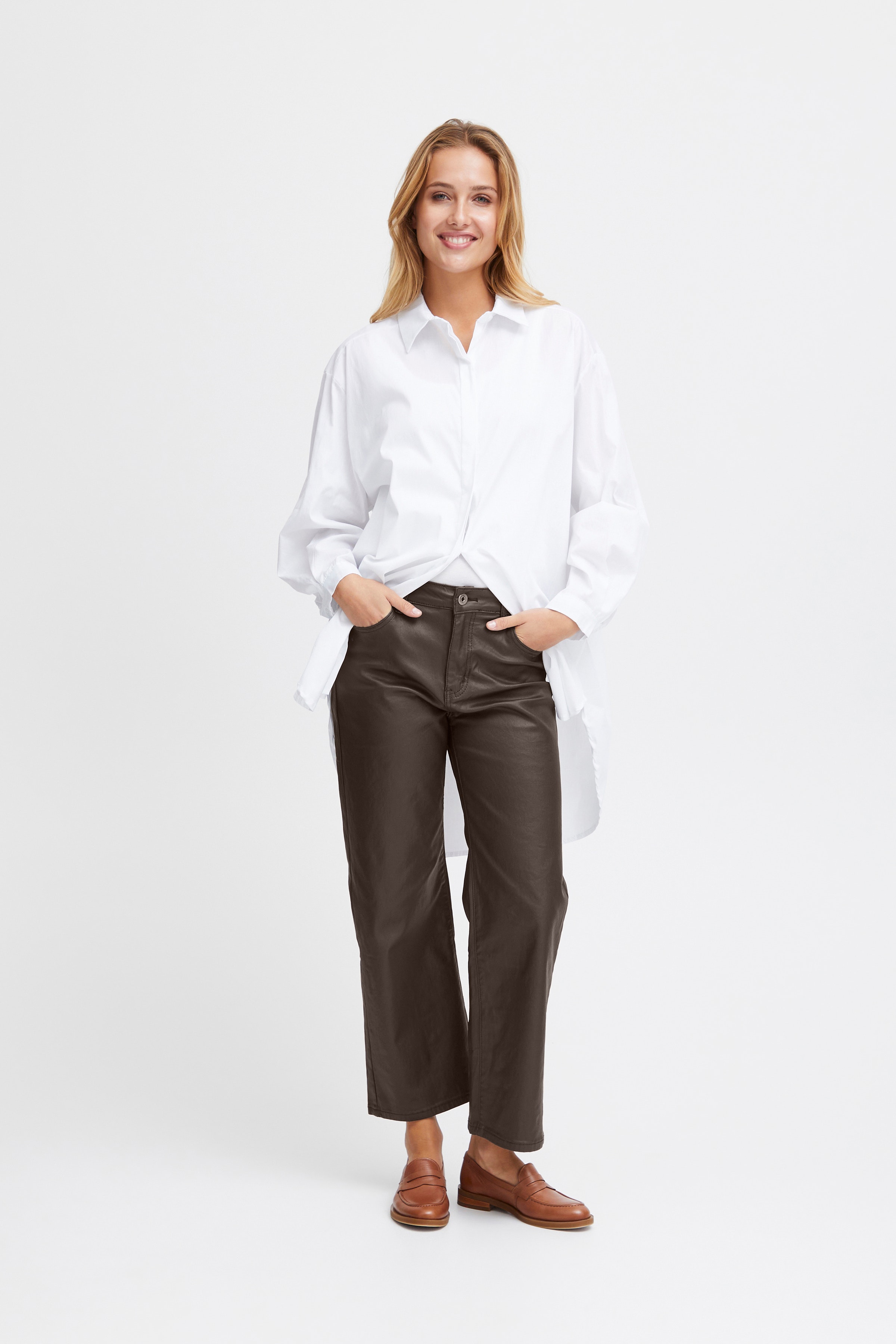 SBCOATED Trousers LOOKBOOK FRONT 22100315-190912