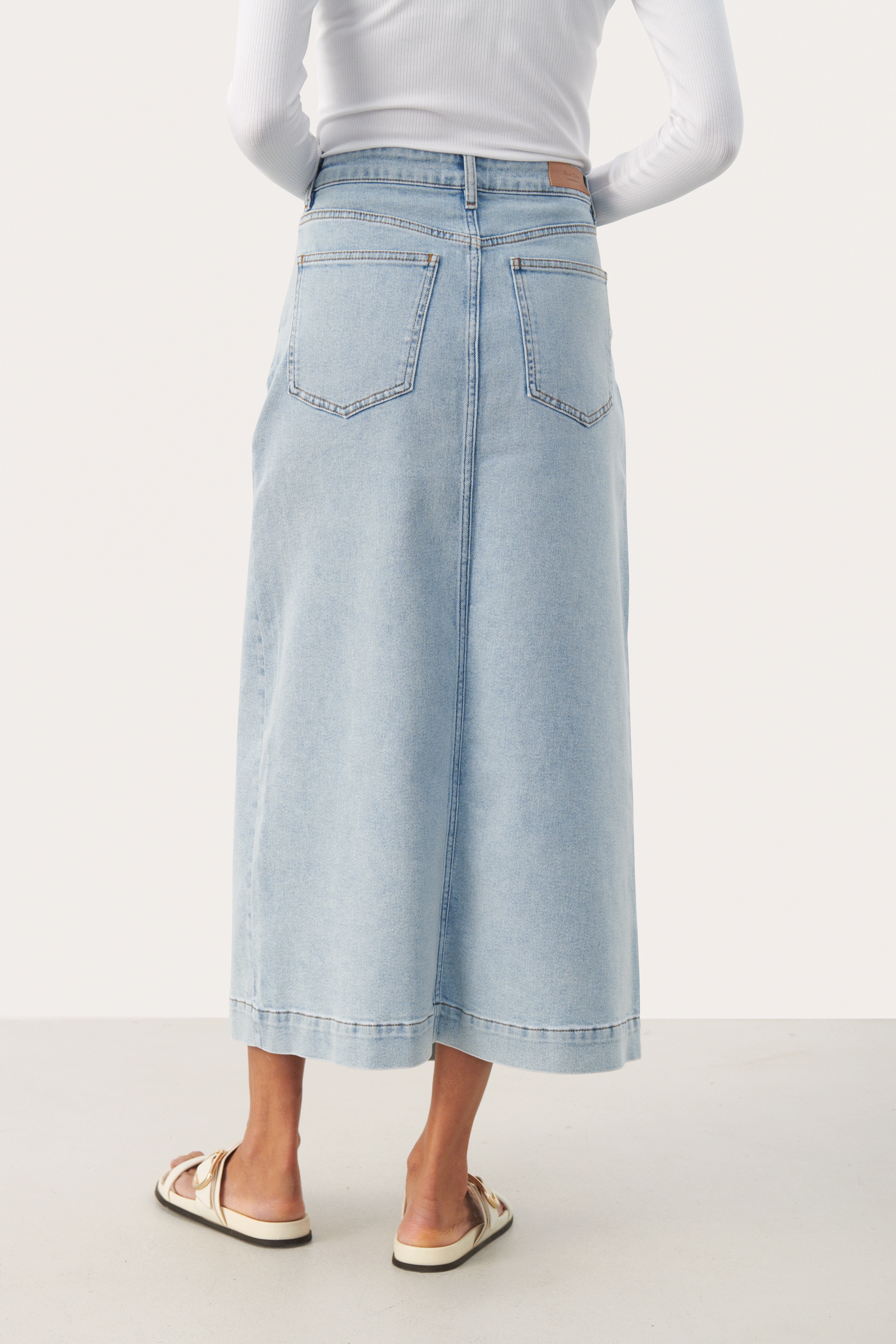 CaliahPW Skirt LOOKBOOK BACK 30308760-300146