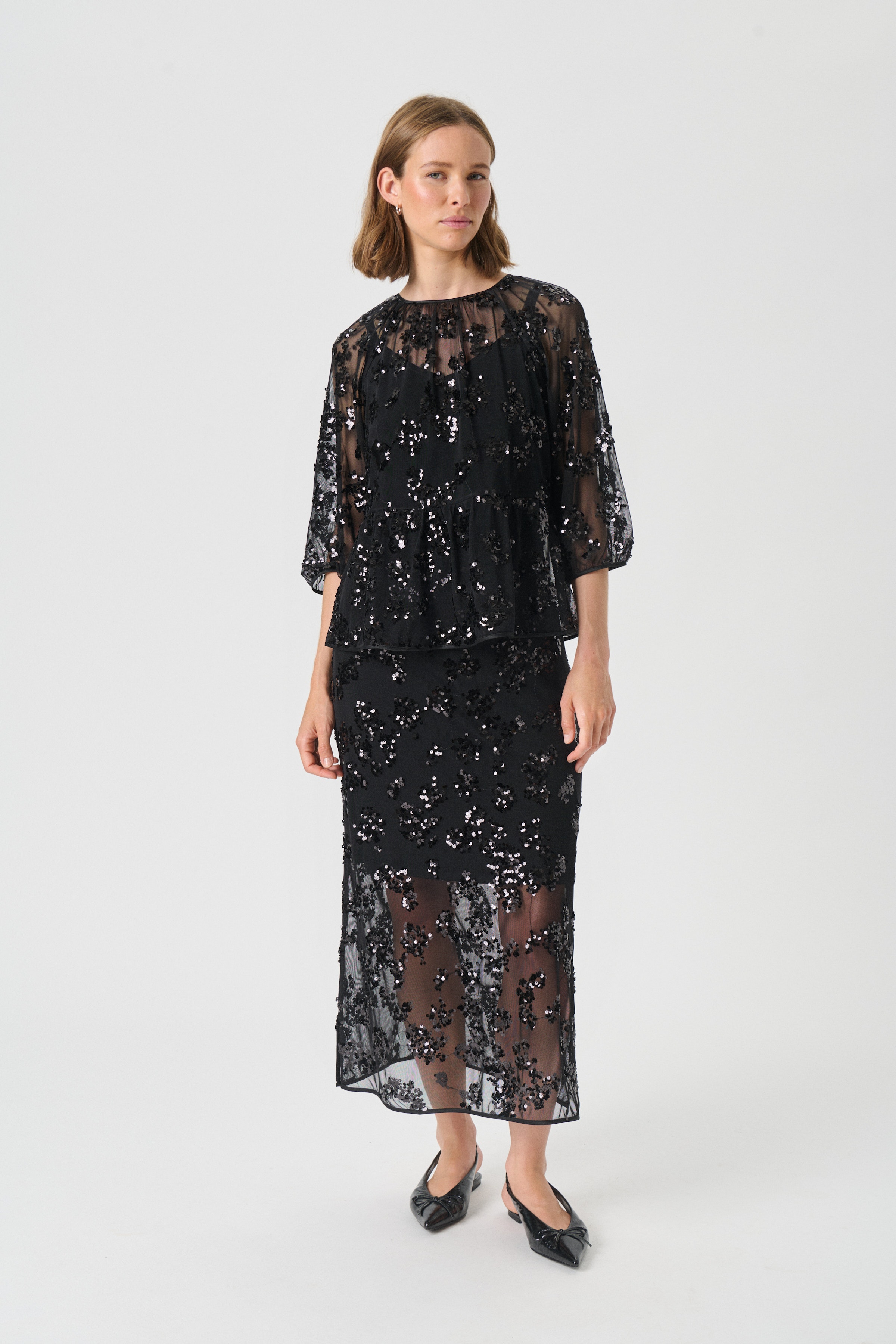 VivikaPW Rock LOOKBOOK BACK 30310197-304383