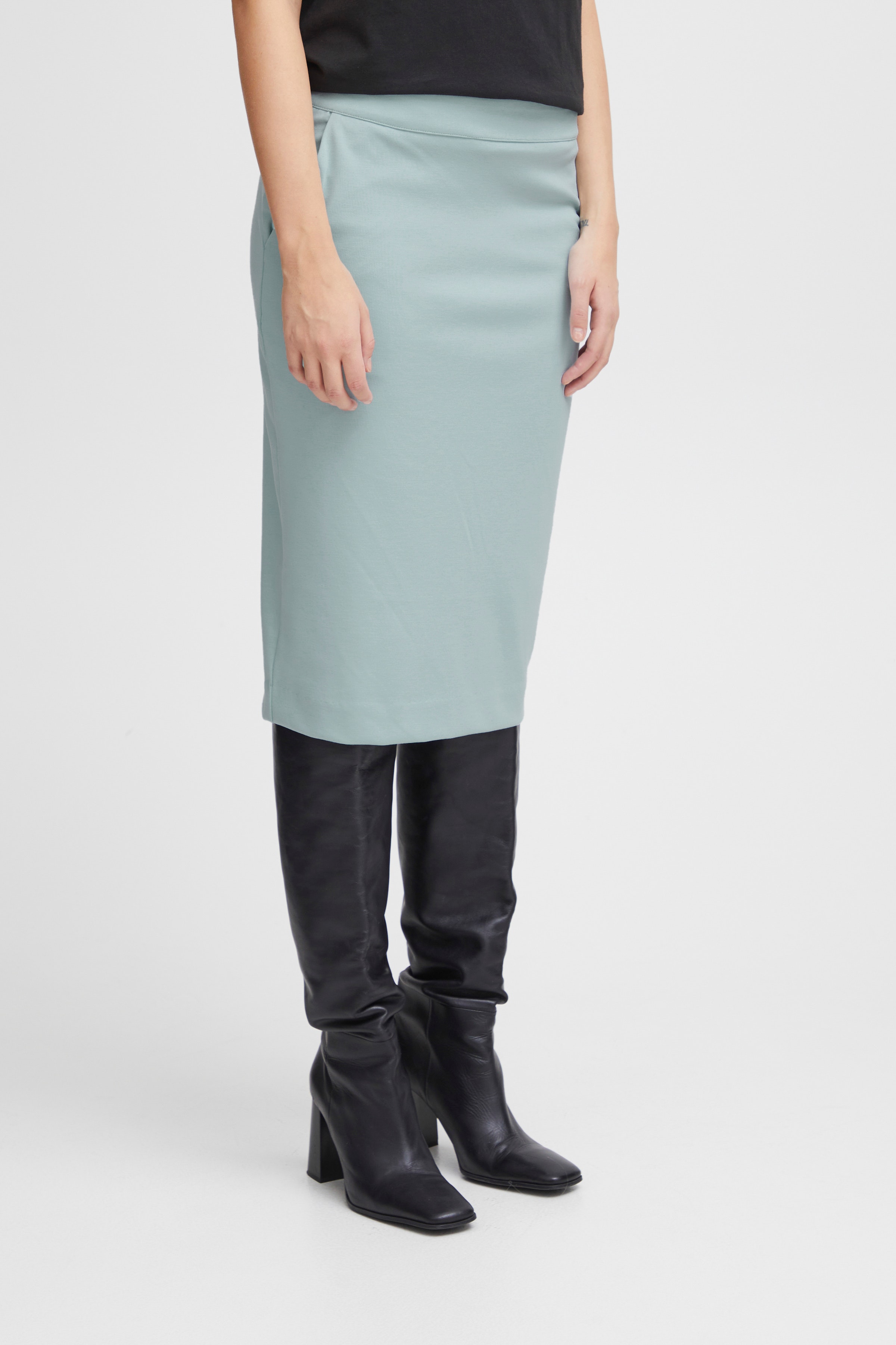 IHKATE Skjørt LOOKBOOK FRONT 20118160-144506