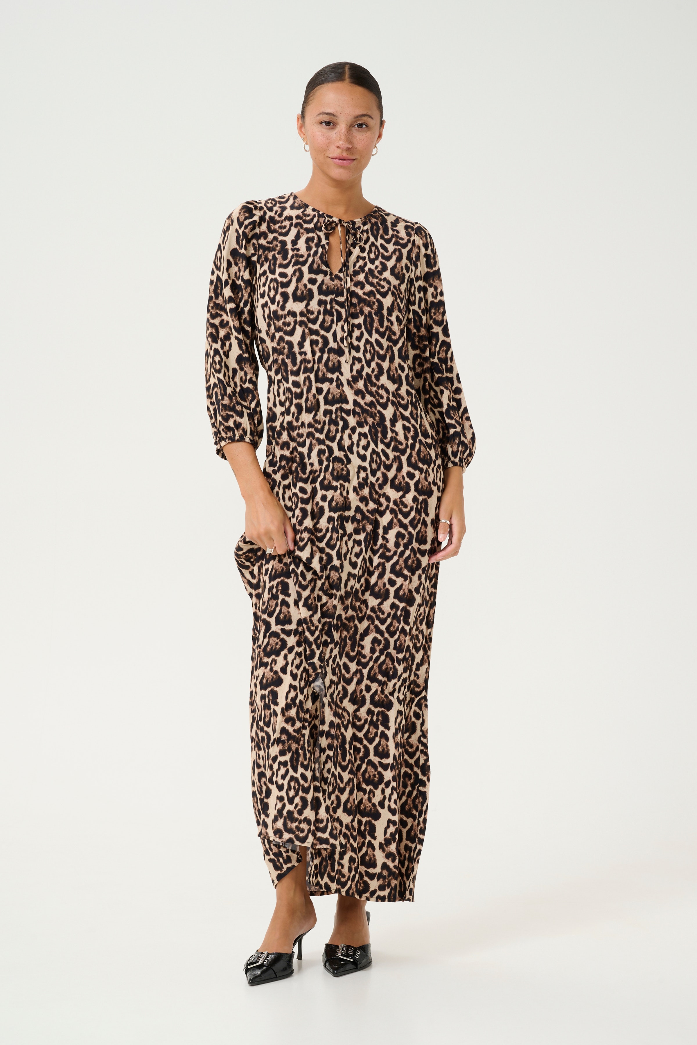 KApedra Kjole LOOKBOOK FRONT 10509618-107281