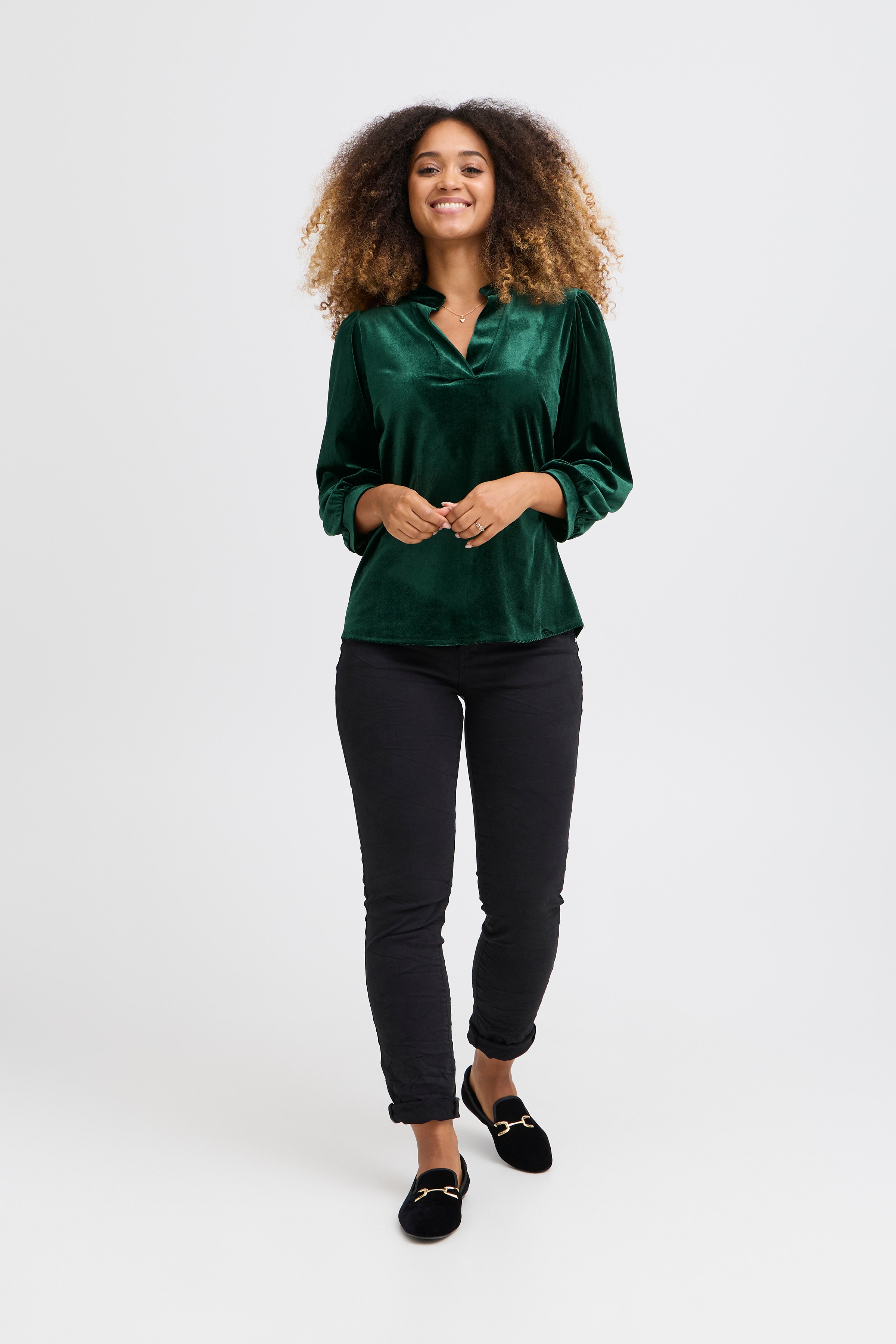 SBVELVETTA Bluse LOOKBOOK FRONT 22100855-175722