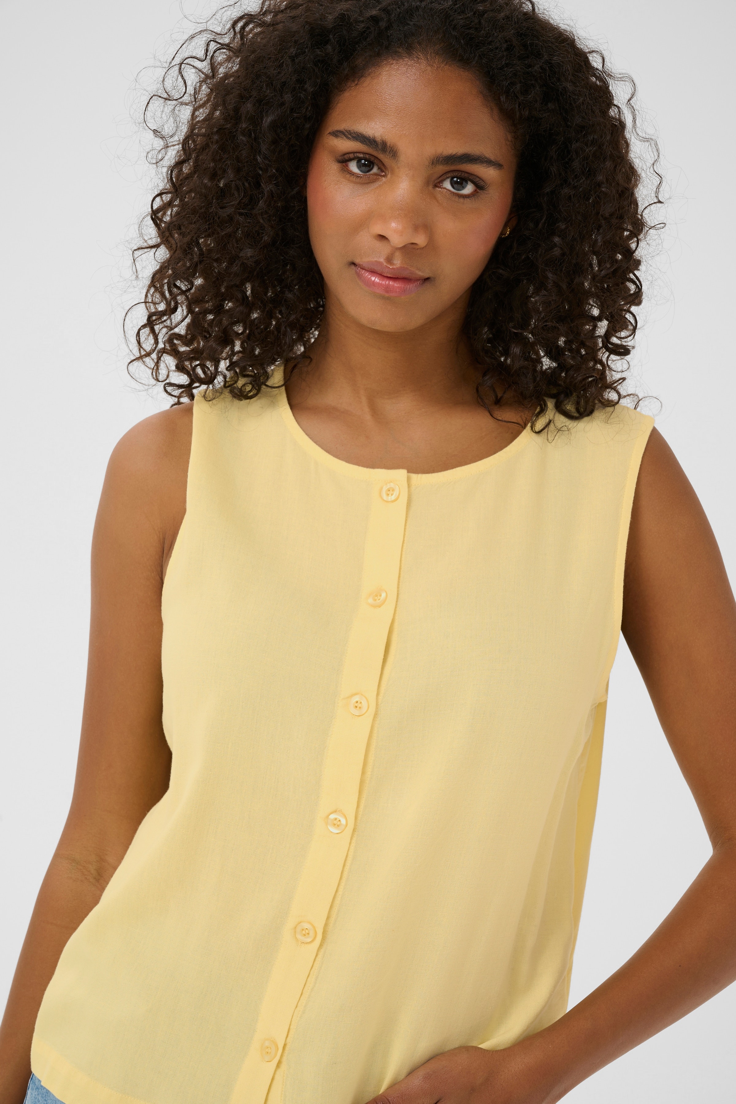 KAmilia Lin Bluse LOOKBOOK DETAIL 10510158-130922