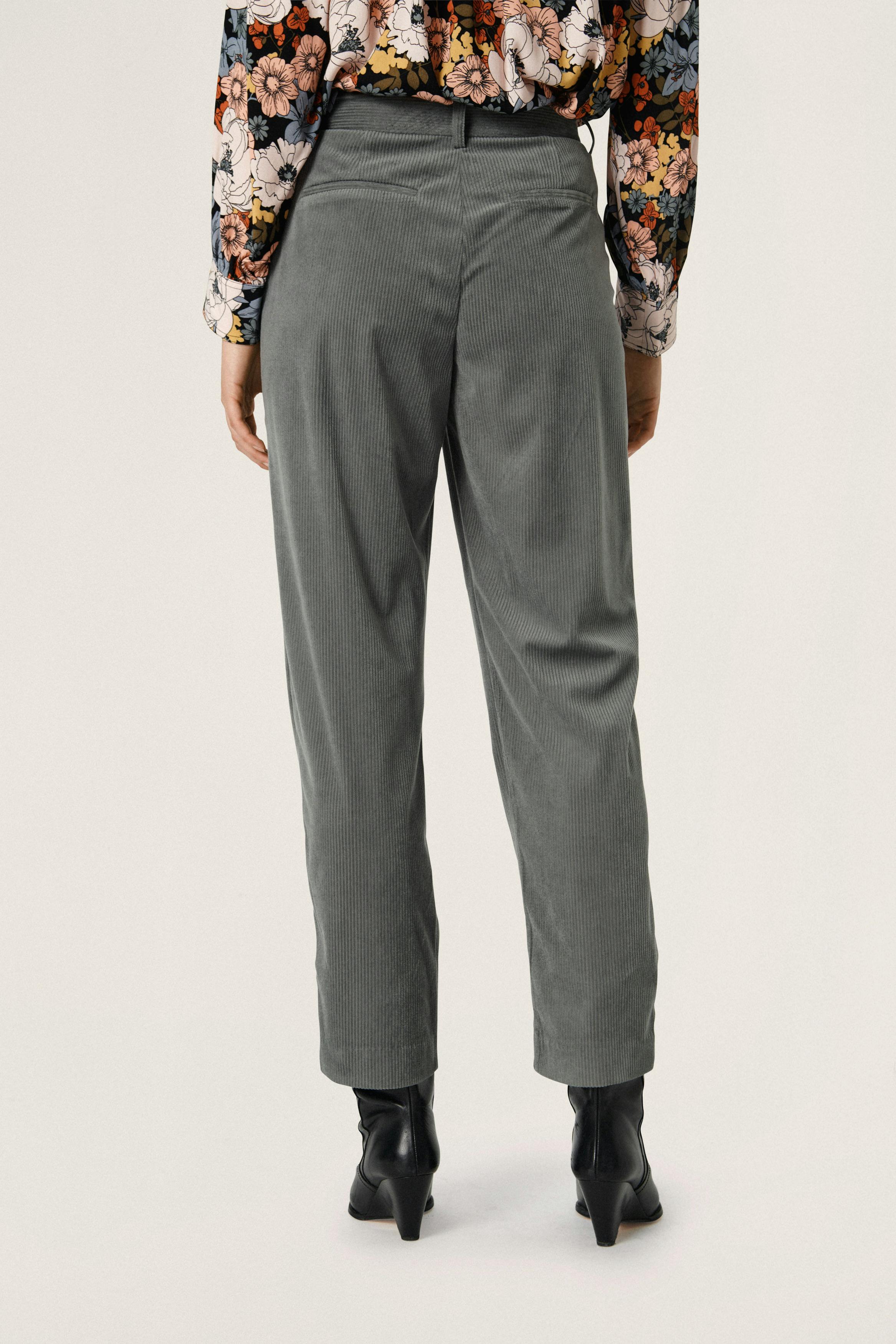 SLForrest Trousers LOOKBOOK BACK 30406309-185105