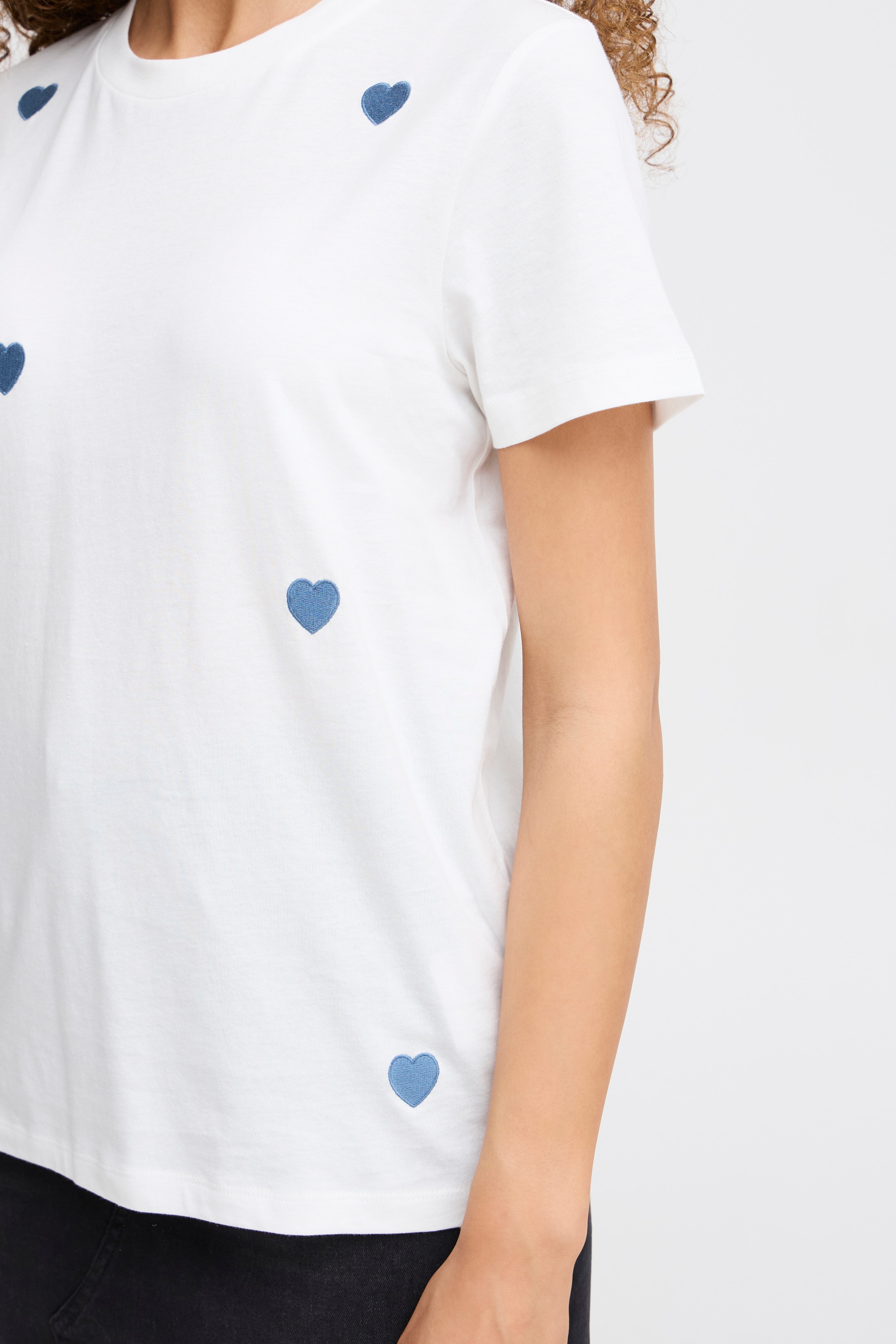 IHCAMINO T-shirt LOOKBOOK DETAIL 20120411-204426