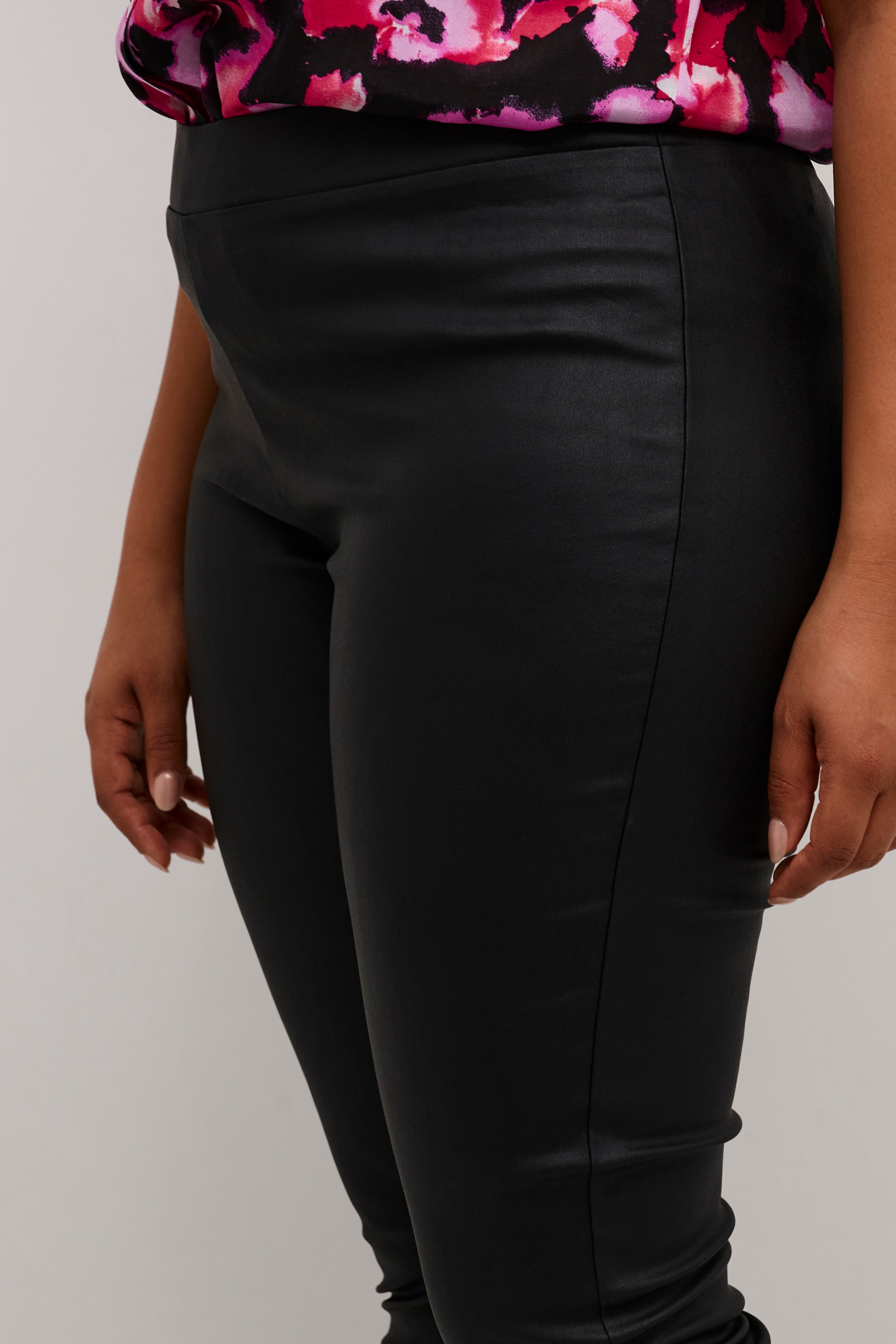 KCadelen Leggings LOOKBOOK DETAIL 10580011-50600