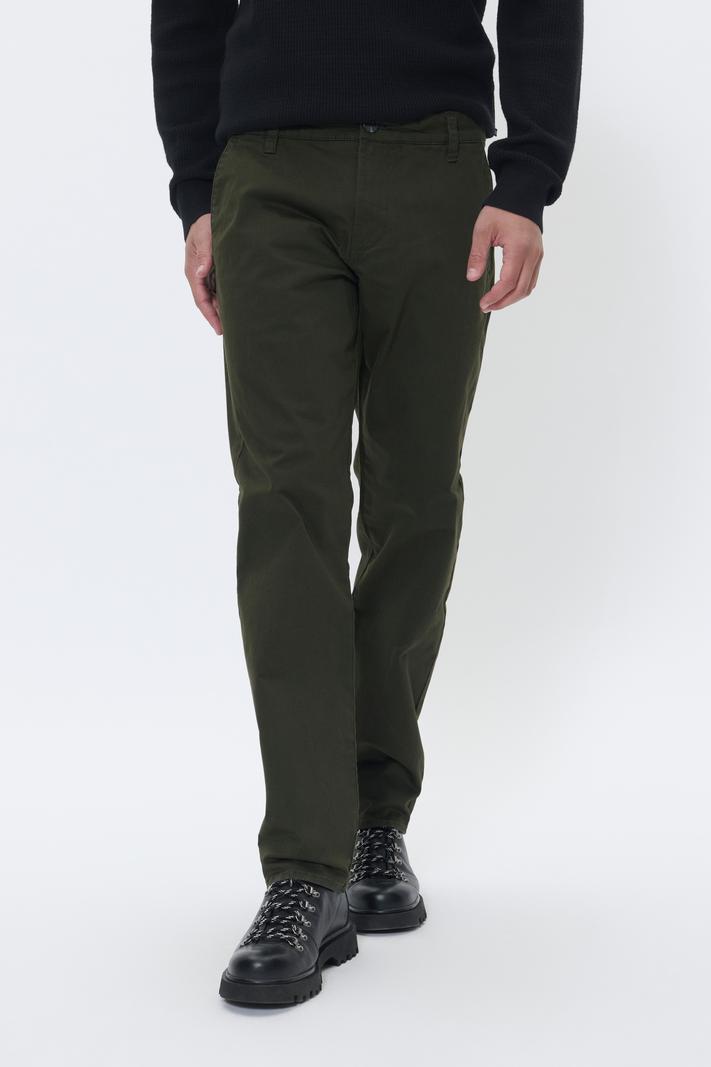 MABrent Trousers LOOKBOOK FRONT 30207455-190509