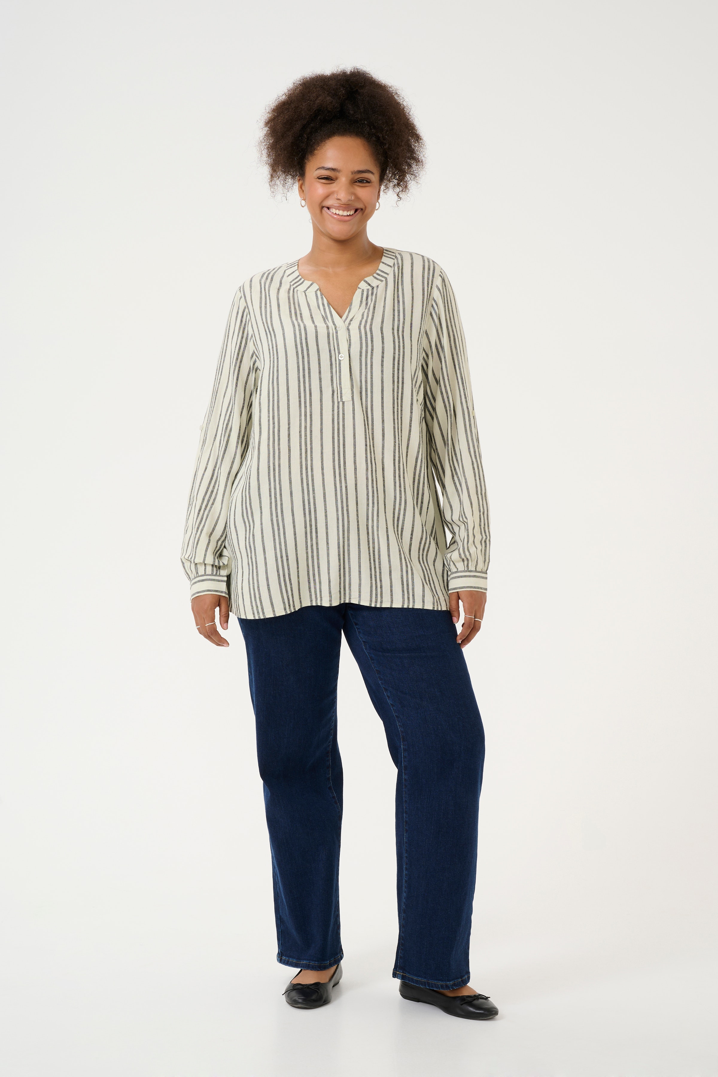 KCmille Bluse LOOKBOOK FRONT 10582215-107124