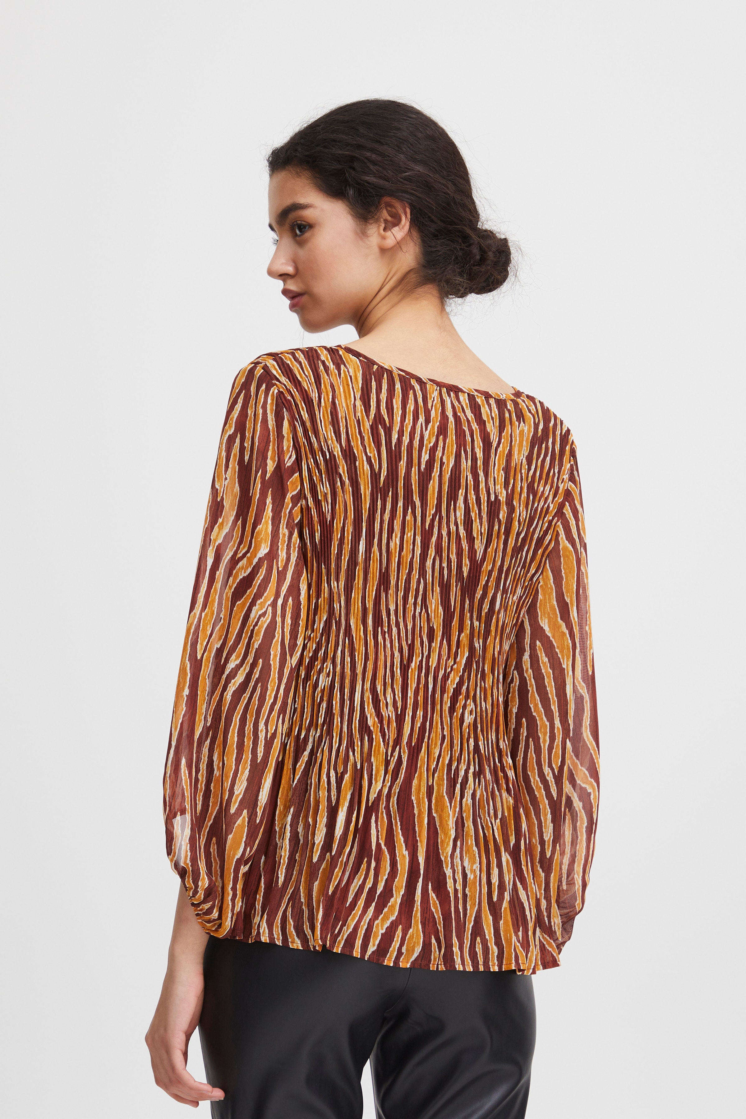 IHILLY Bluse LOOKBOOK FRONT 20119330-202326