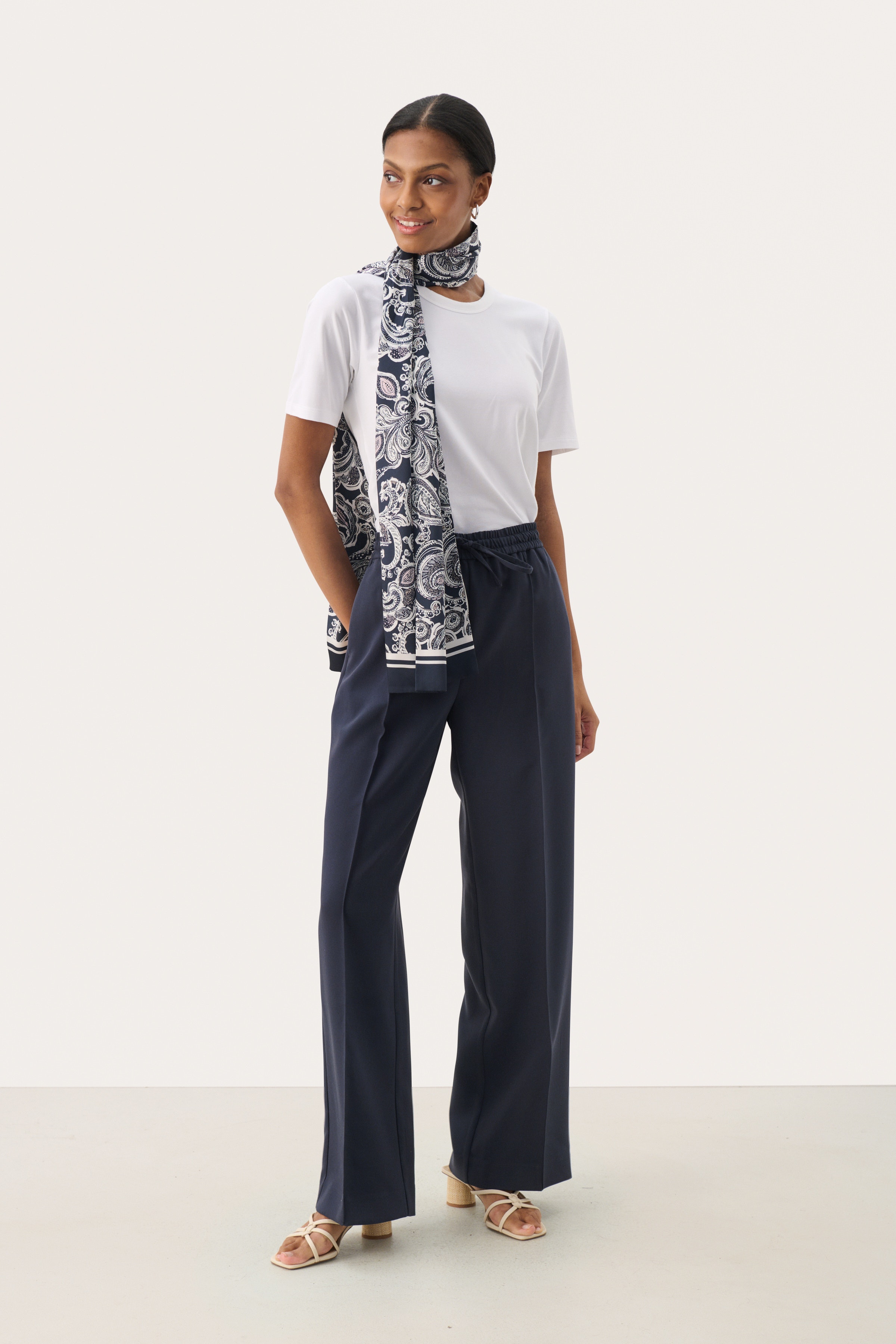 EvalynnPW Broek LOOKBOOK FRONT 30308461-194109