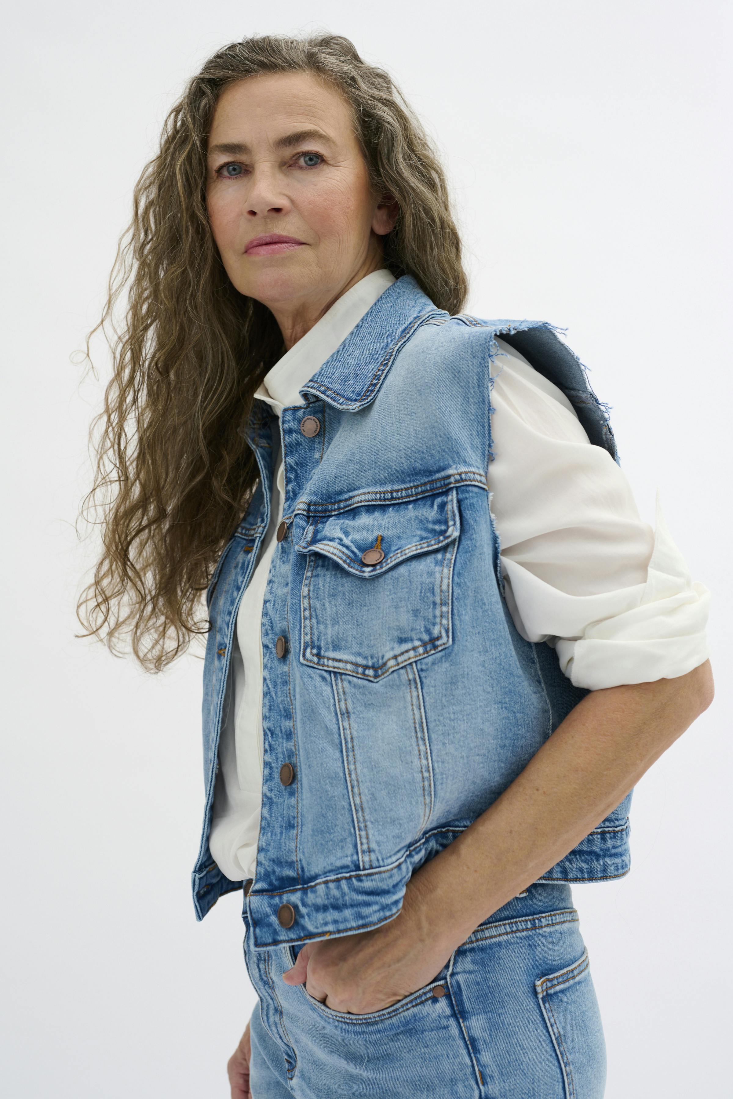 DangoMW Denim vest LOOKBOOK FRONT 10704668-100046