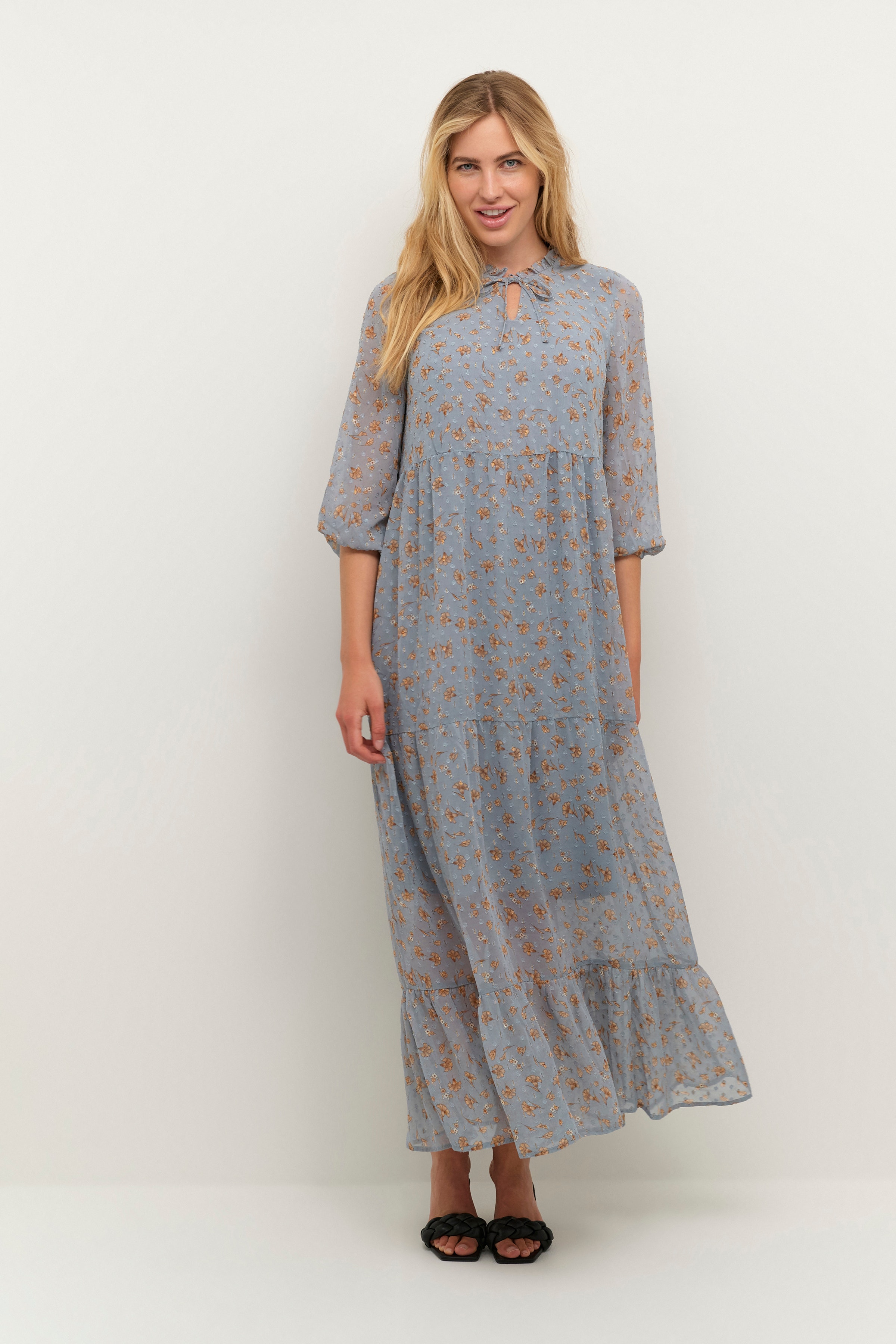 KAmimi Kjole LOOKBOOK FRONT 10507405-104106