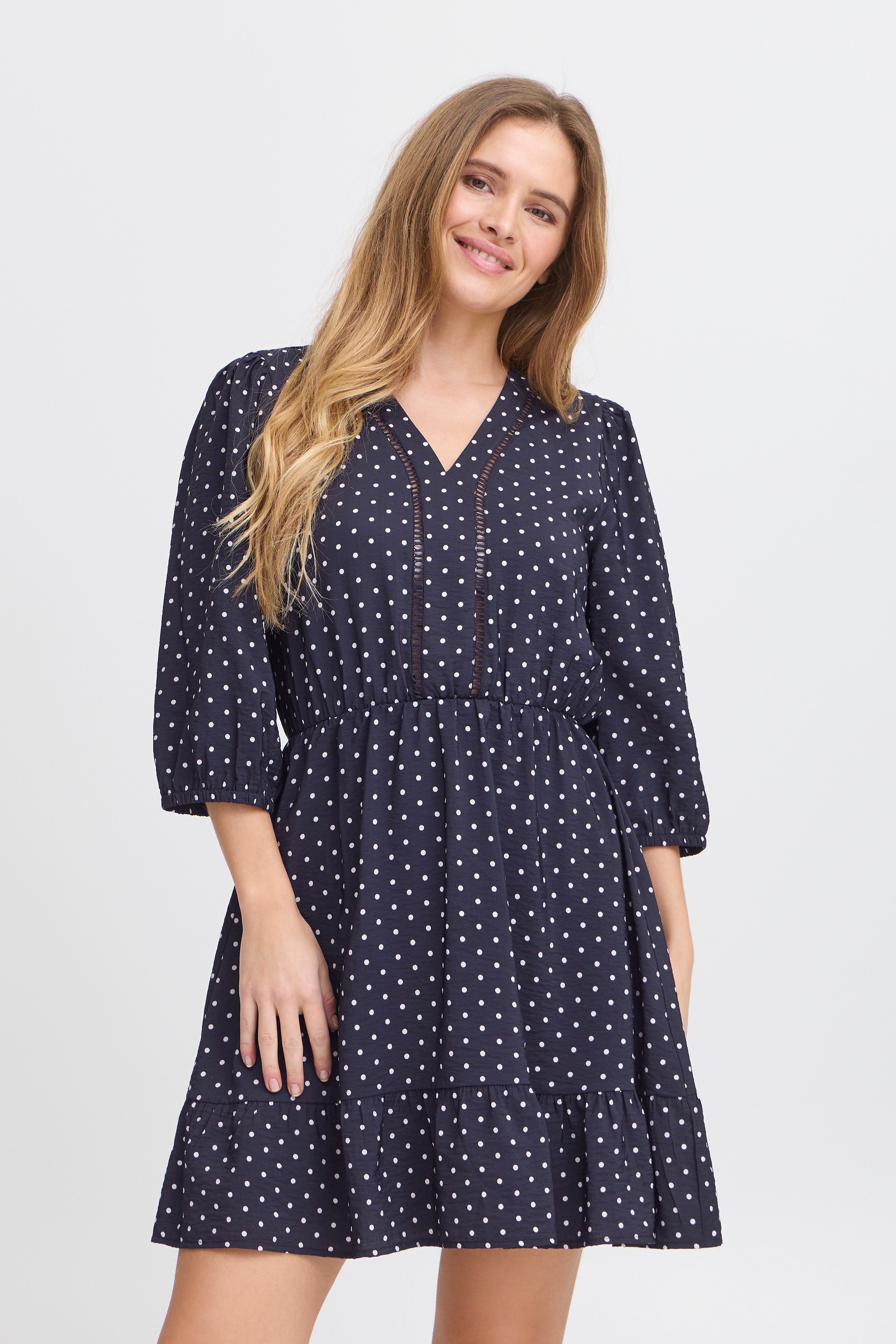 PZAMBER Kjole LOOKBOOK FRONT 50209166-205176