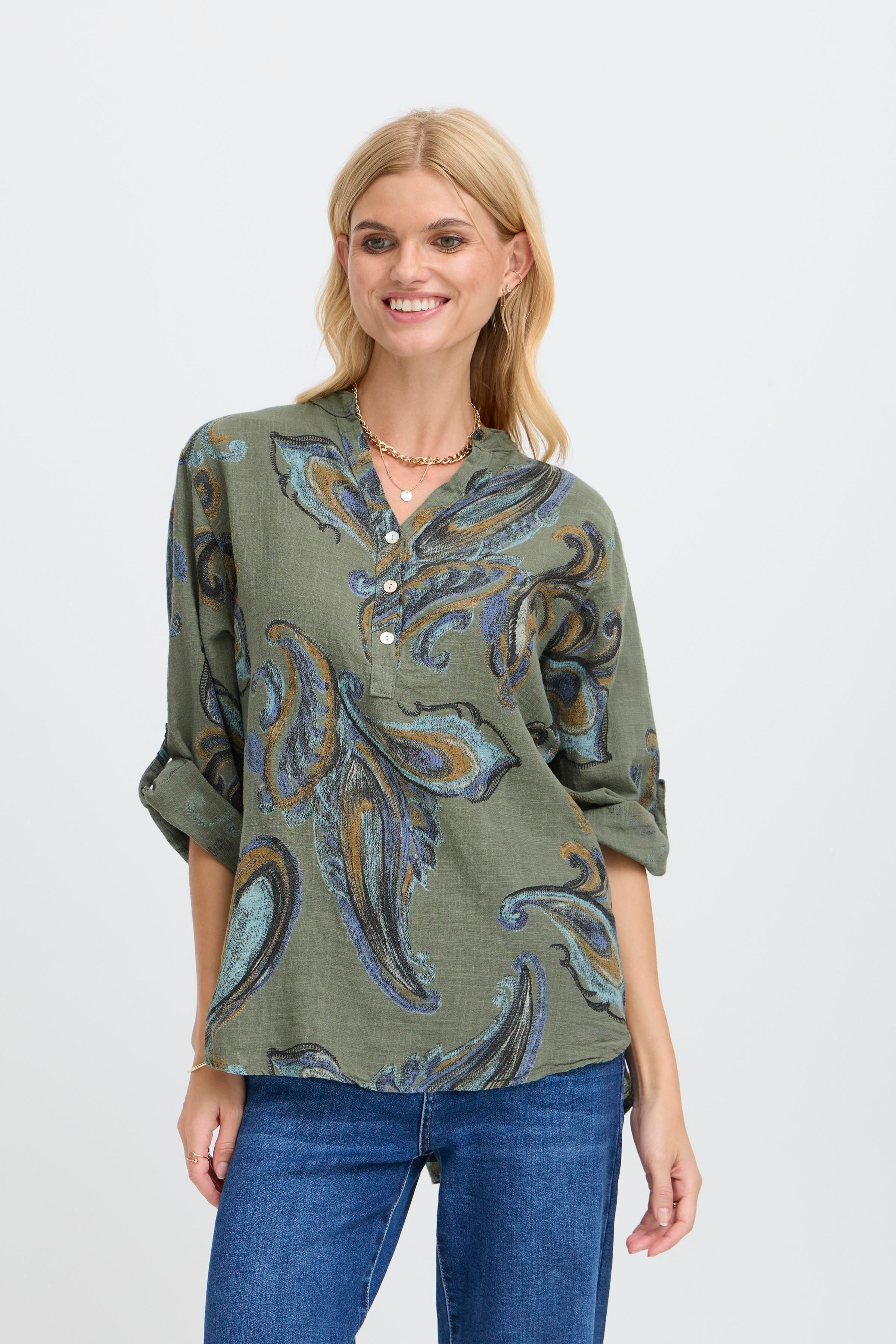 SBALEXIA Blouse LOOKBOOK FRONT 22101052-180515