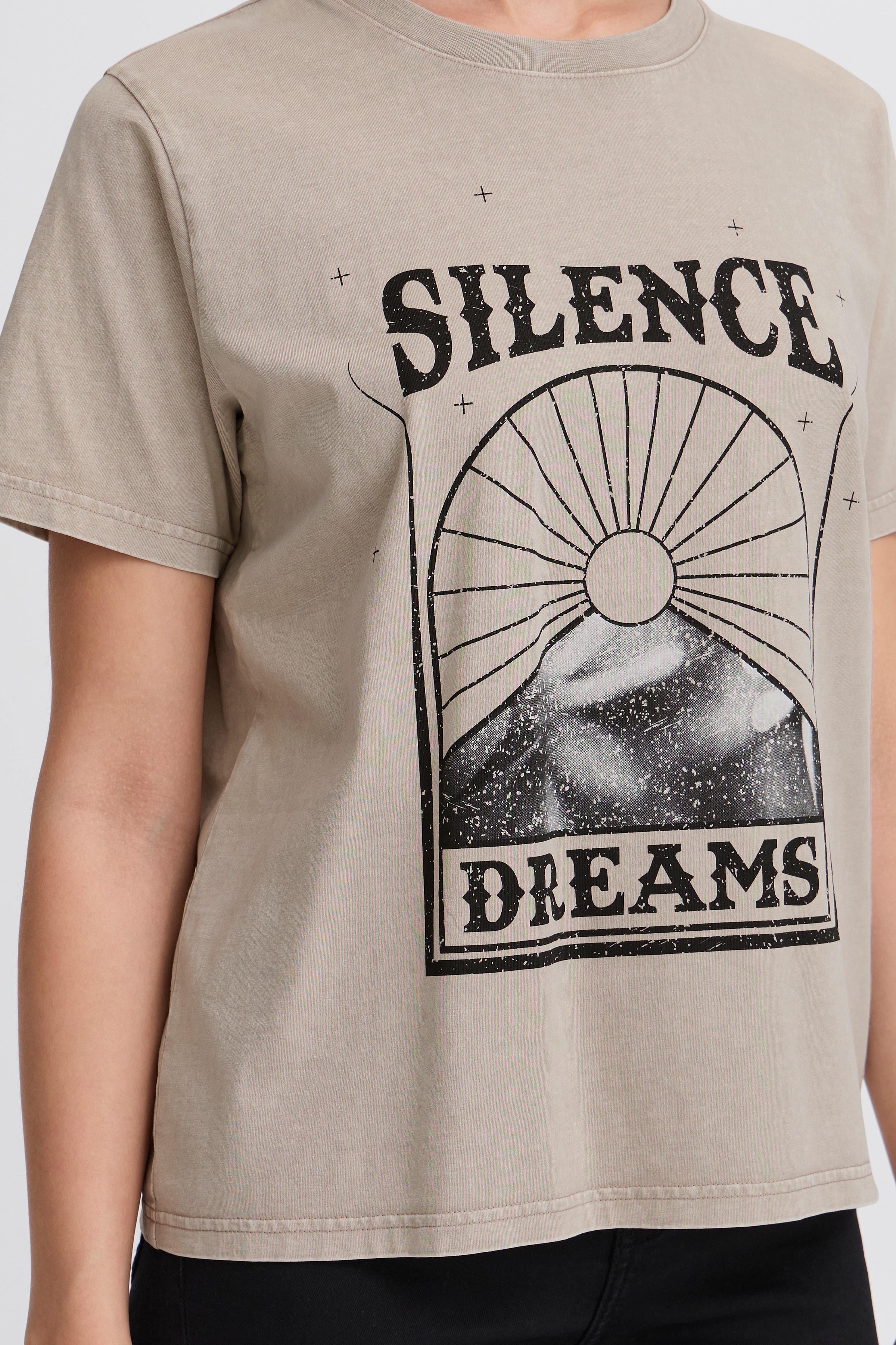 IHNARINI T-shirt LOOKBOOK DETAIL 20122565-161305