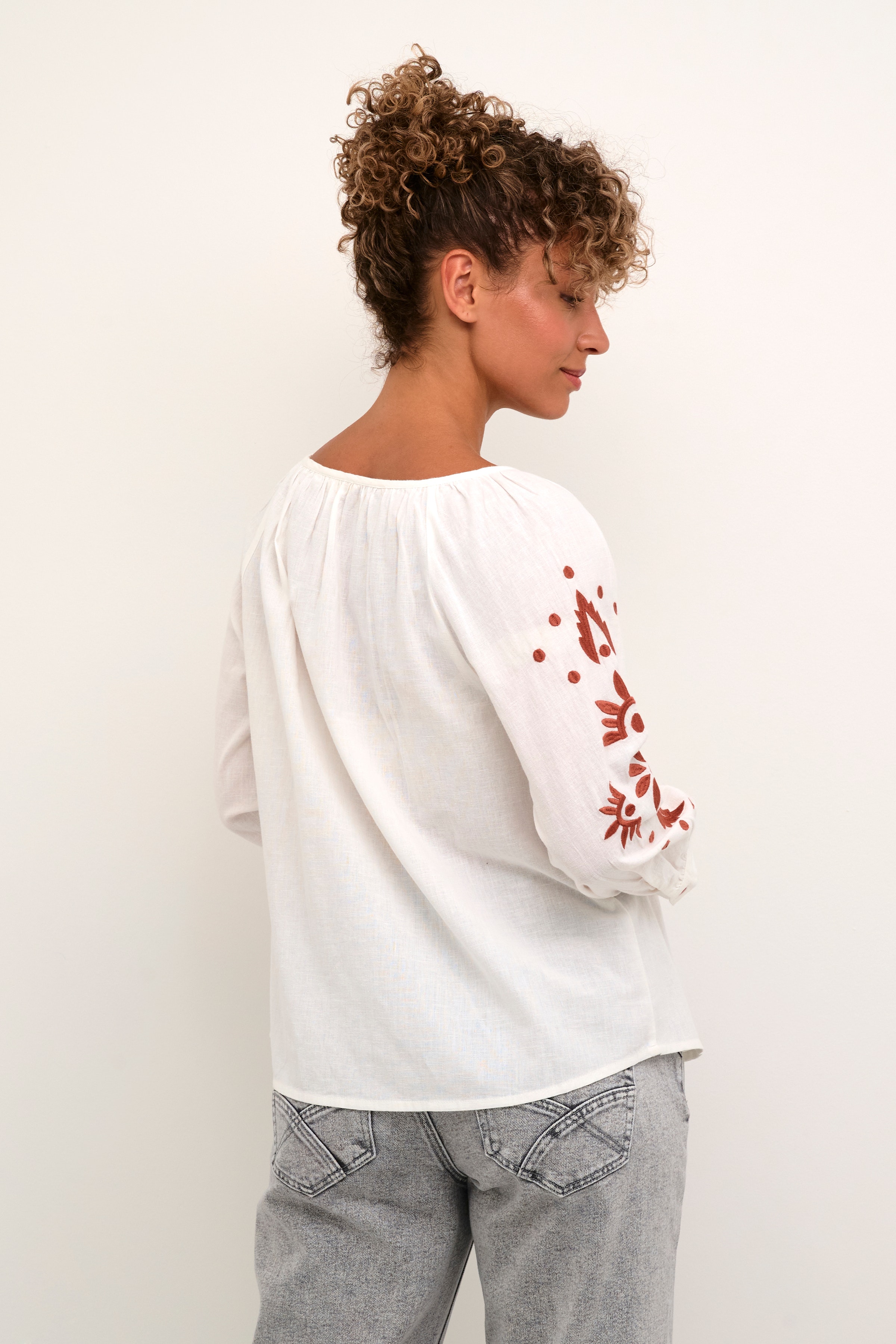 CRAlexi Bluse LOOKBOOK BACK 10612347-110602