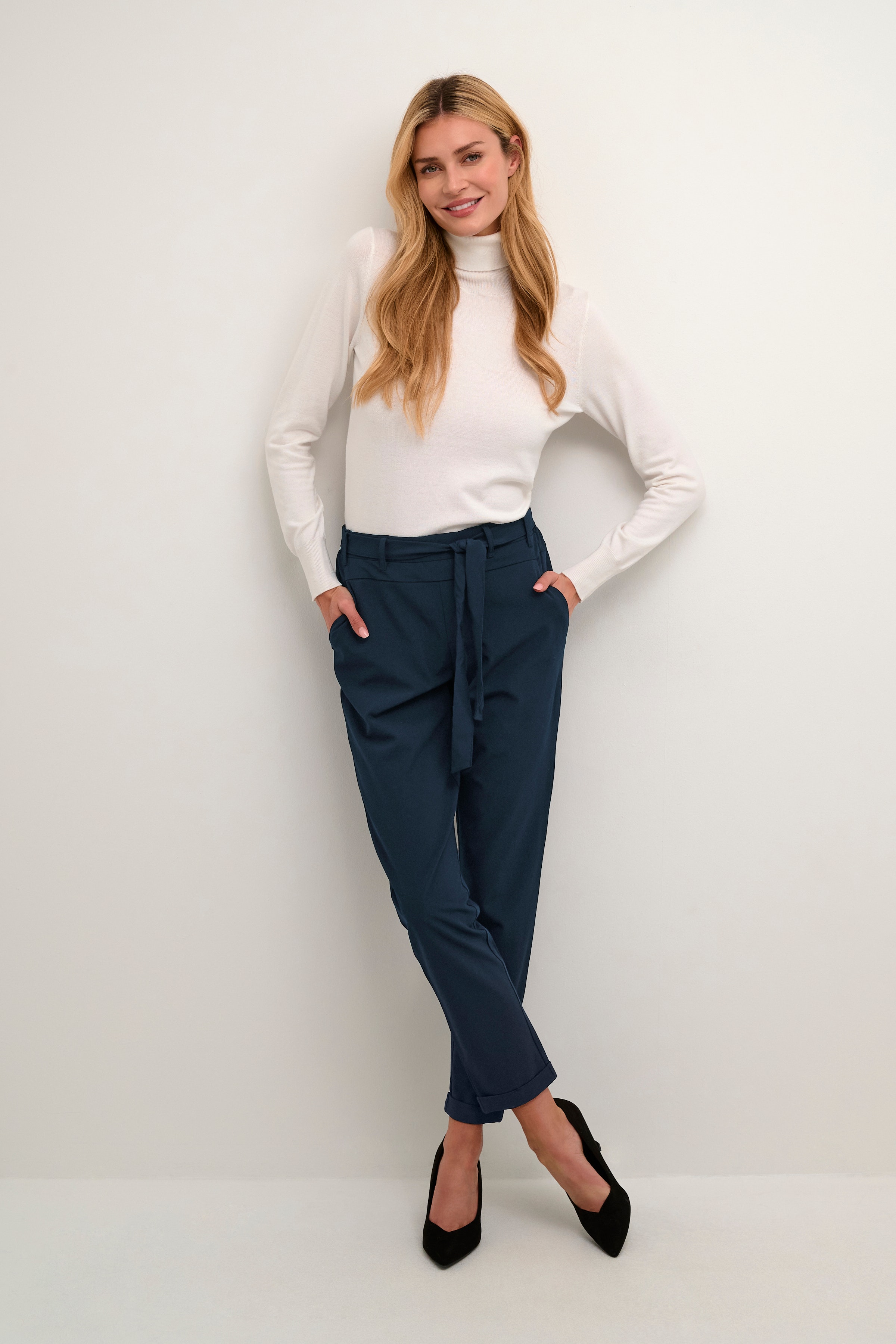 Jillian Byxor LOOKBOOK FRONT 10501516-52737