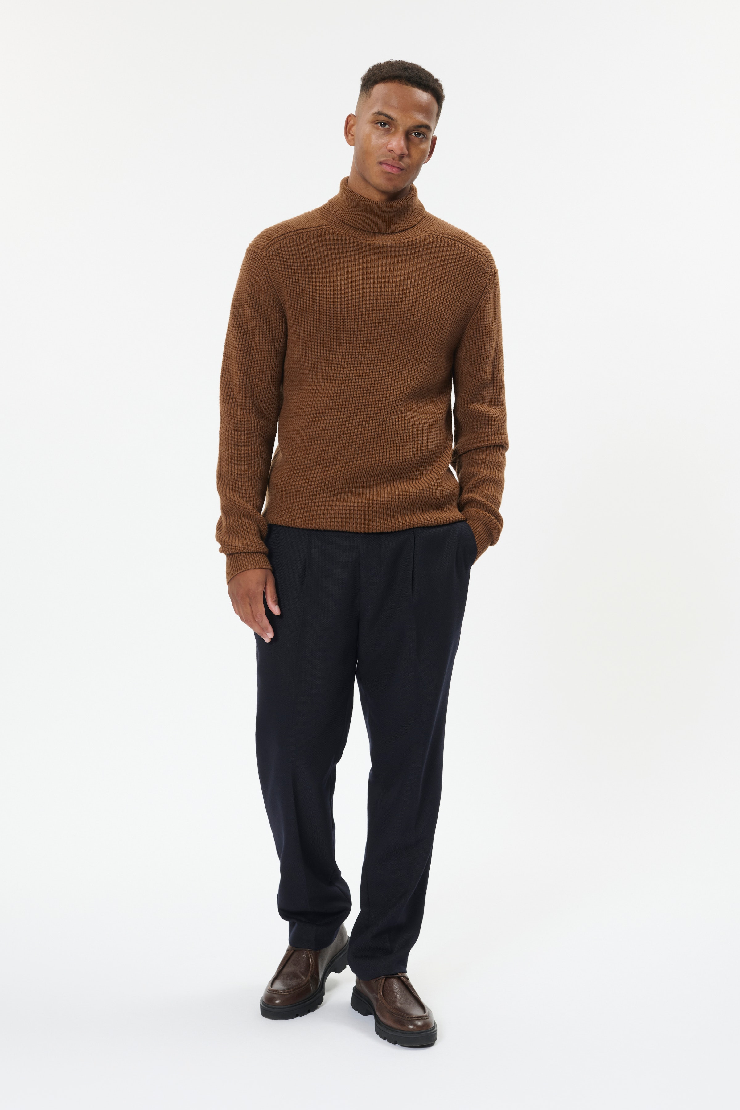MAroll Pullover LOOKBOOK FRONT 30208818-181028