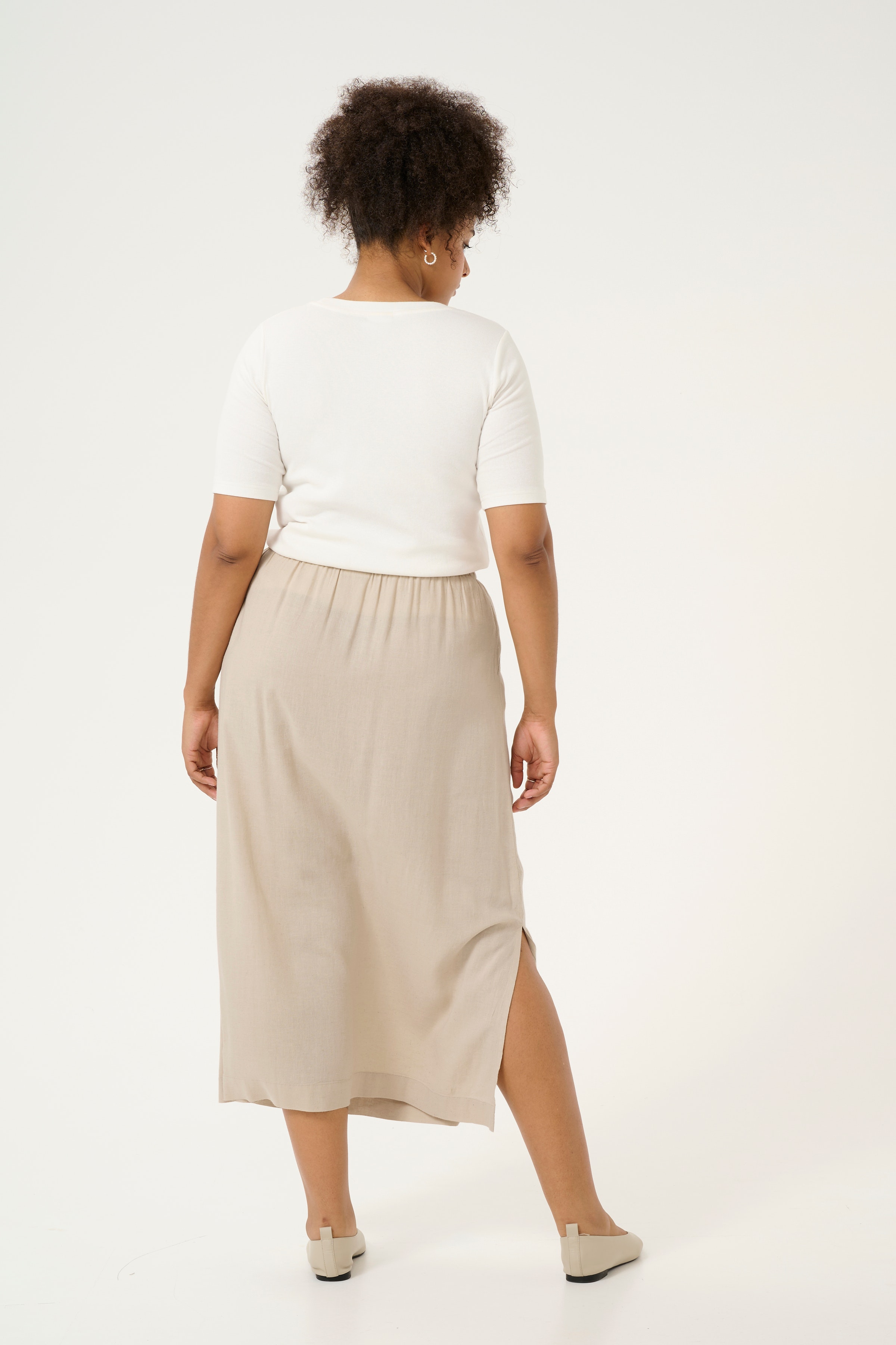 KCmille Skirt LOOKBOOK BACK 10583100-151305