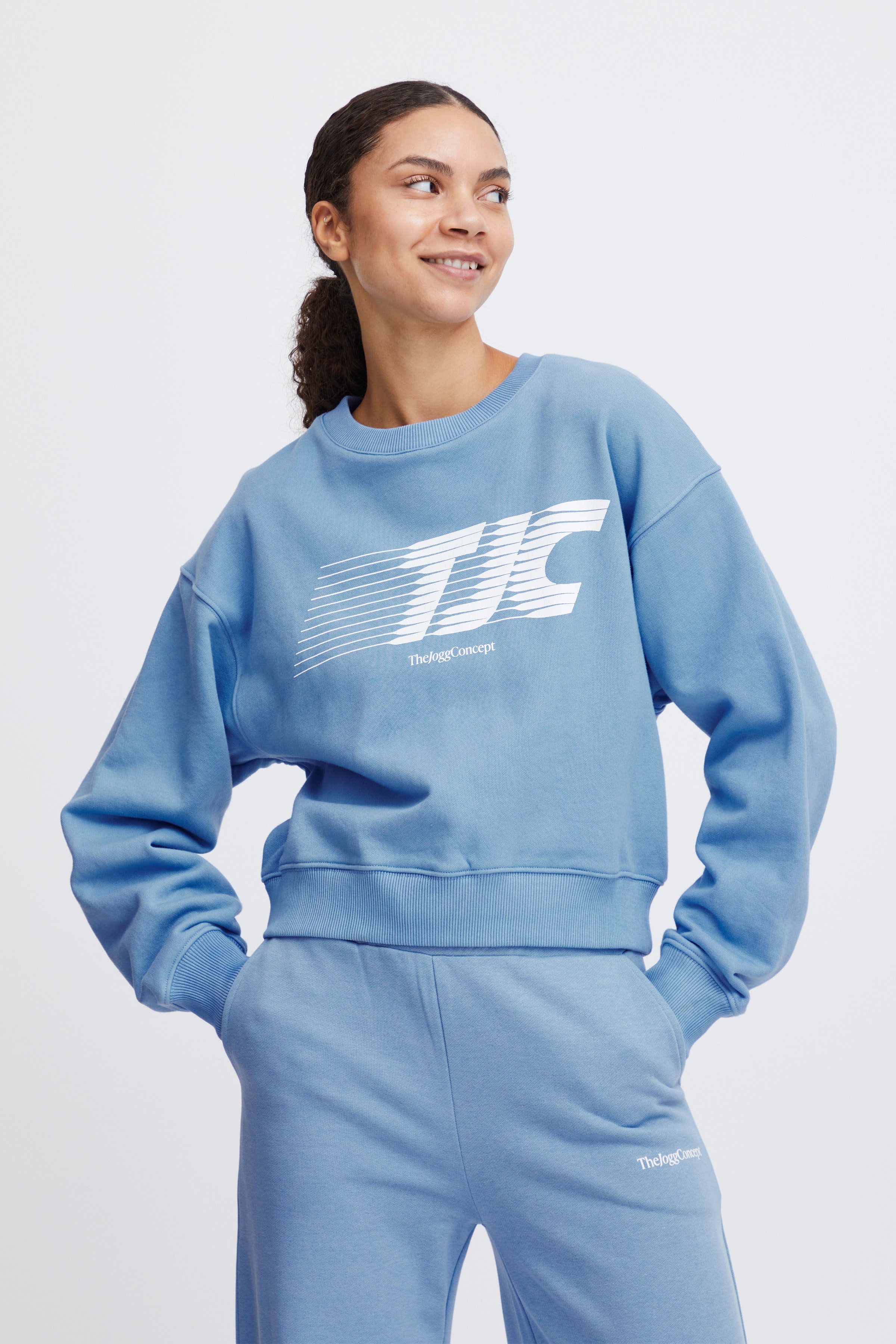 JCSAKI Sweatshirt LOOKBOOK FRONT 22800545-164021