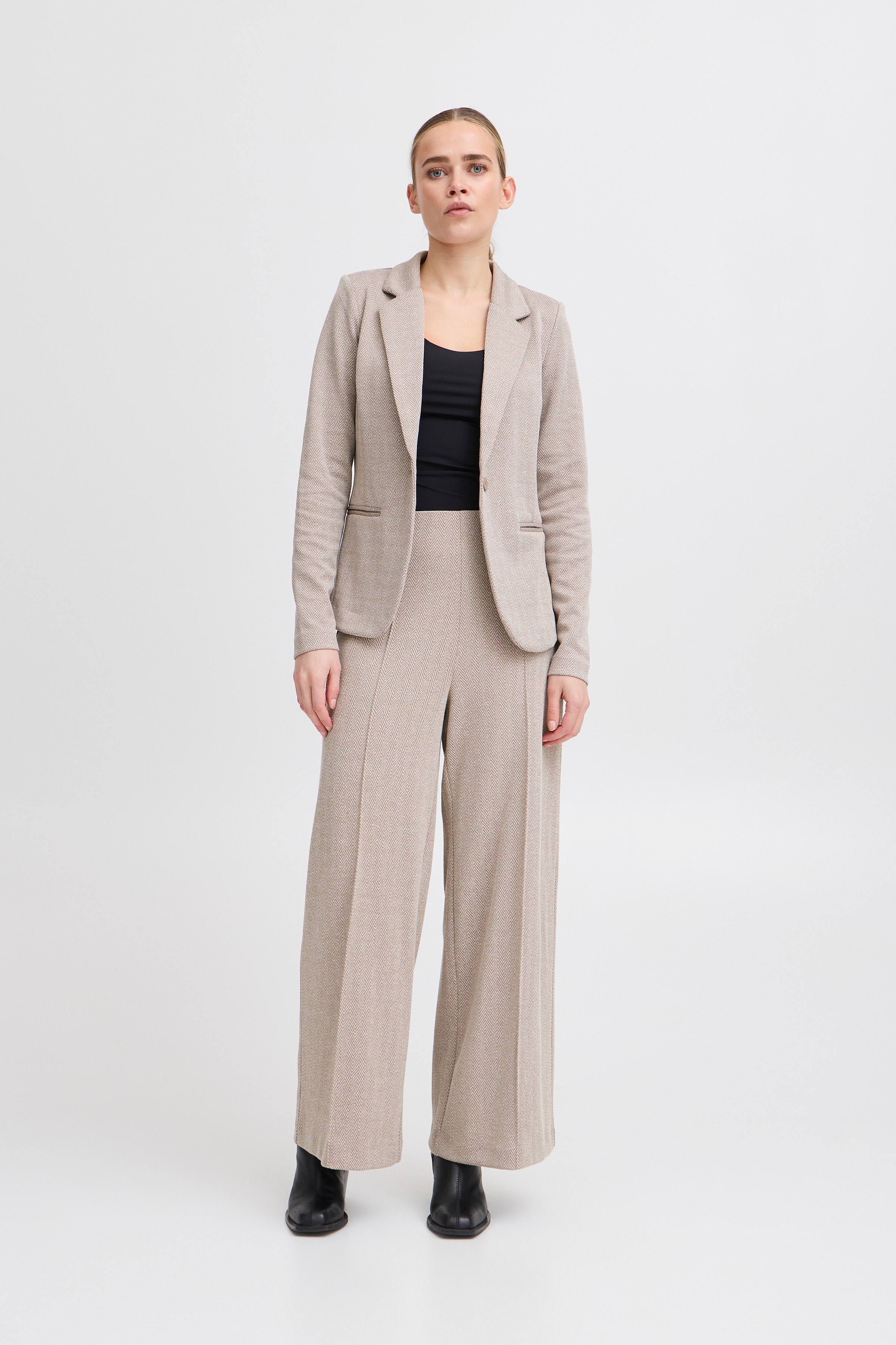 IHKATE JACQUARD Blazer LOOKBOOK FRONT 20121600-204261