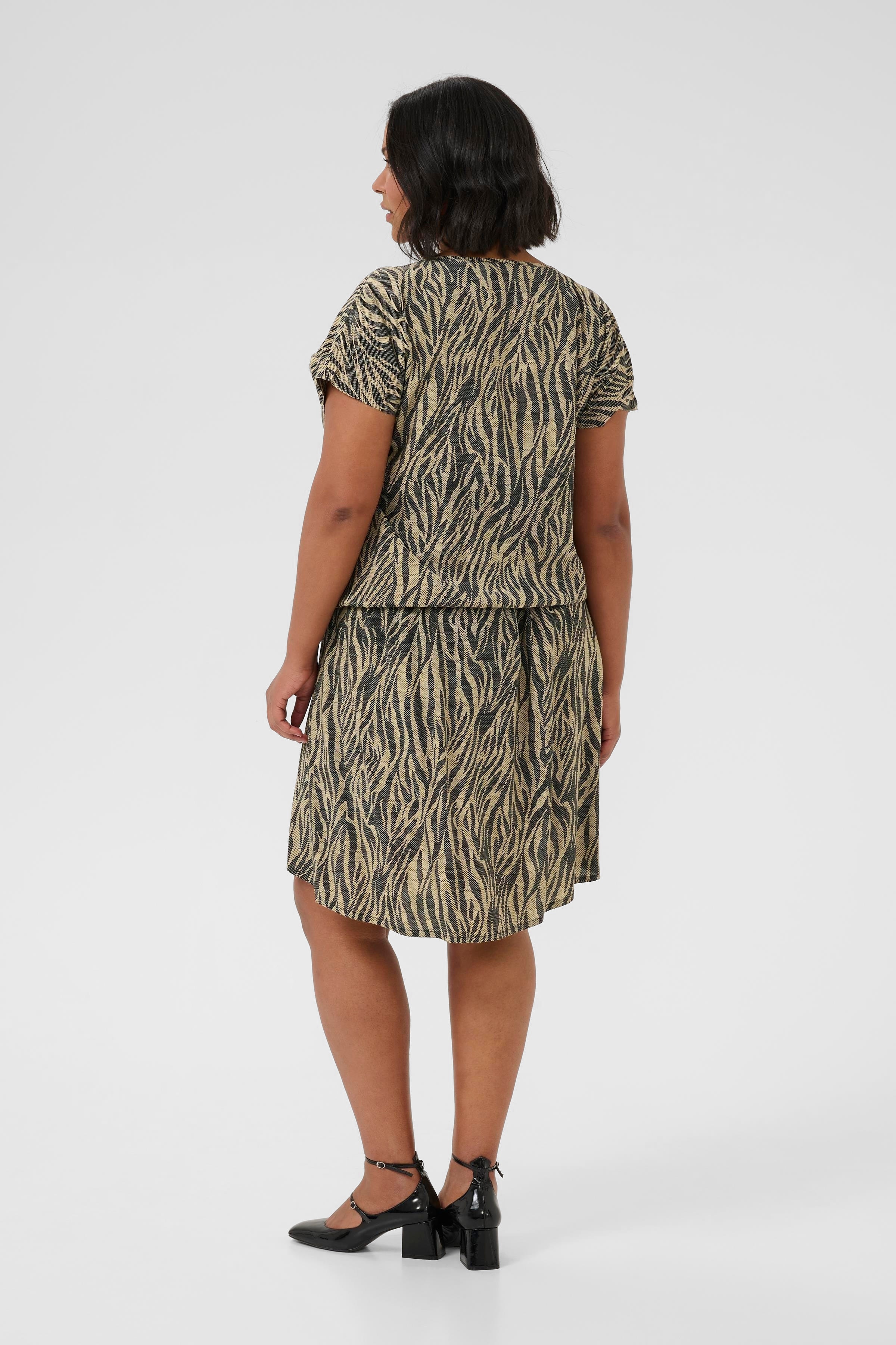 KCmaren Blus LOOKBOOK BACK 10583404-107719