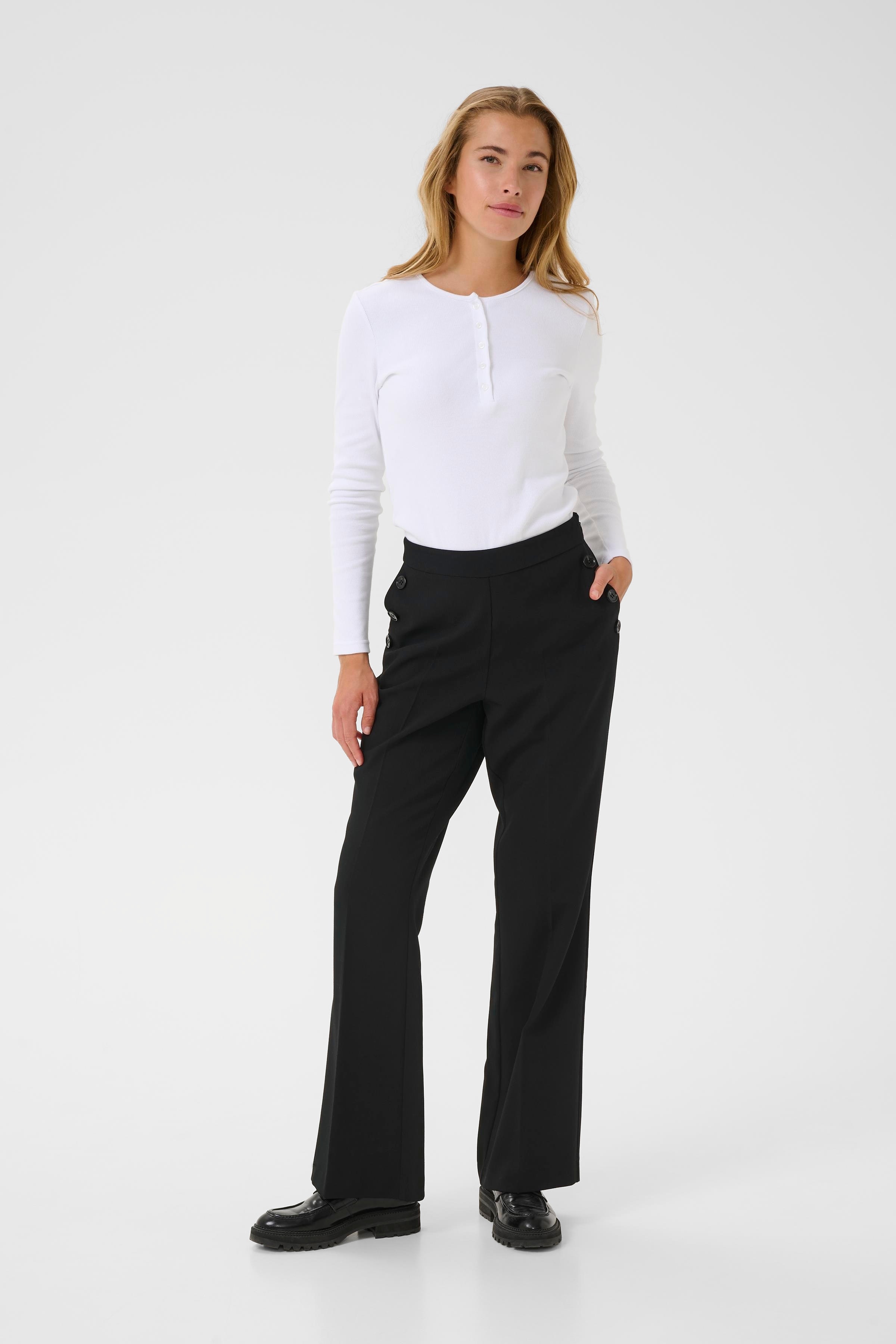 KAhella Bukser LOOKBOOK FRONT 10510648-100121