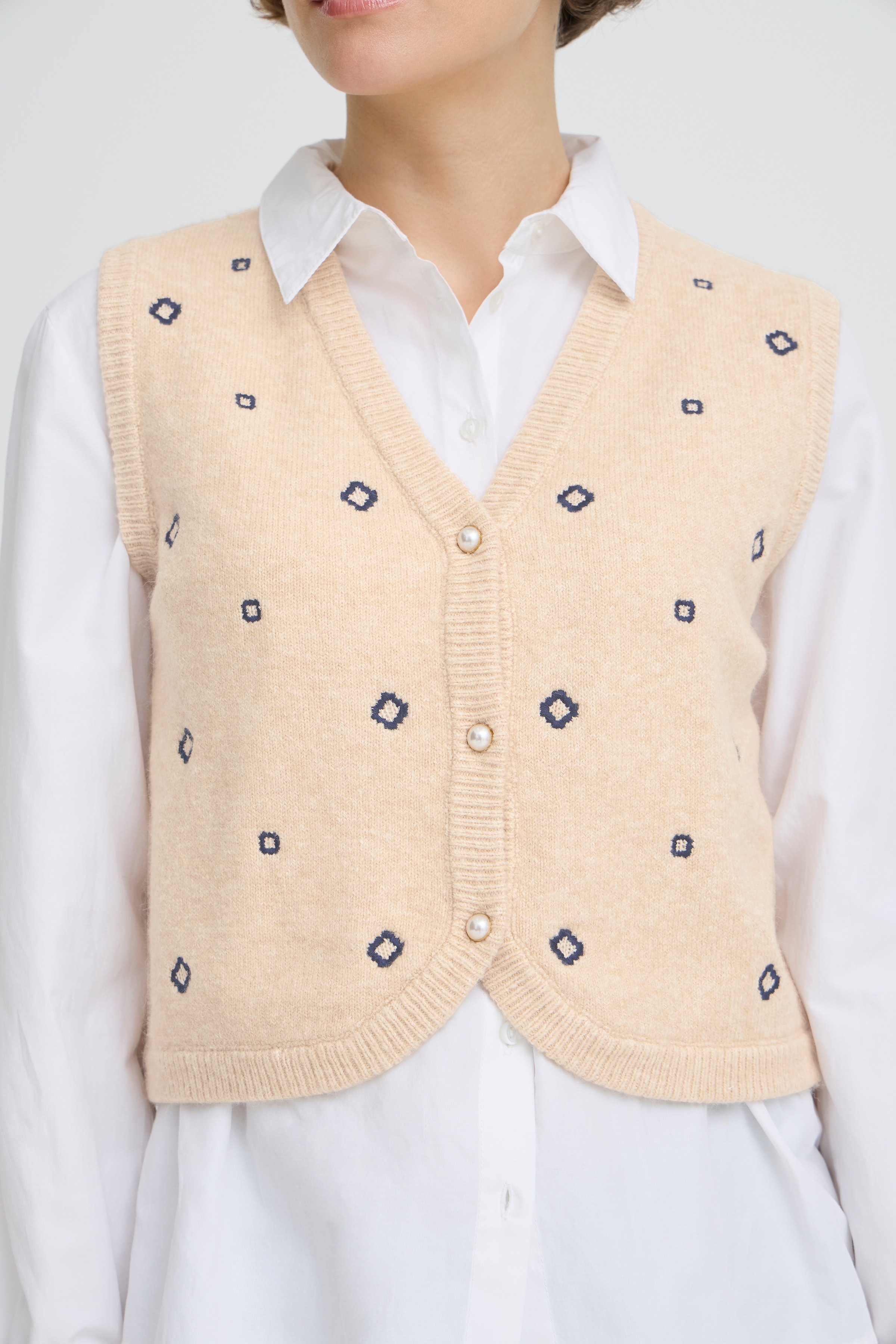 BYNADIKA Väst LOOKBOOK DETAIL 20818487-900003889